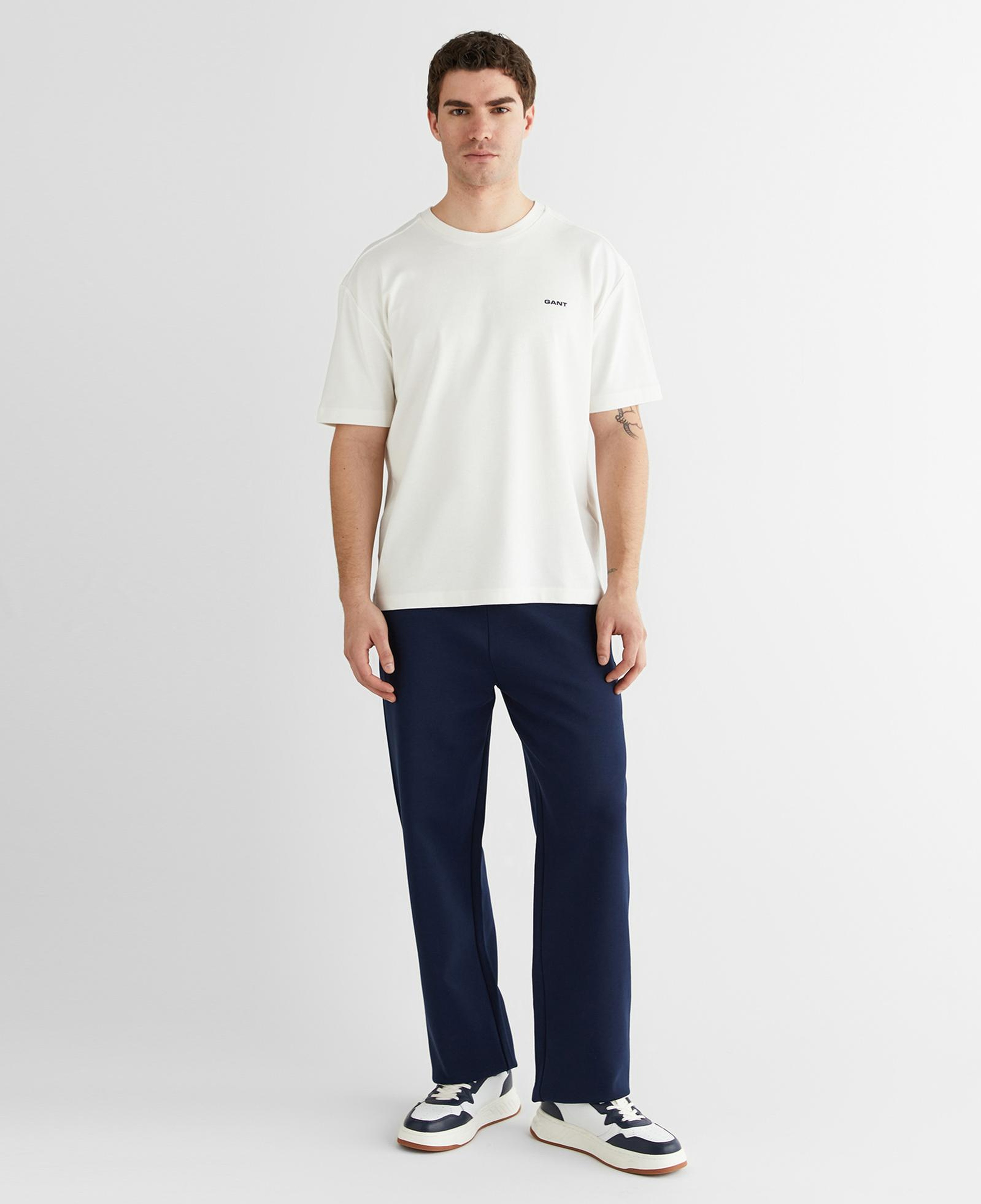 GANT Erkek Beyaz Baskılı Kısa Kollu T-Shirt