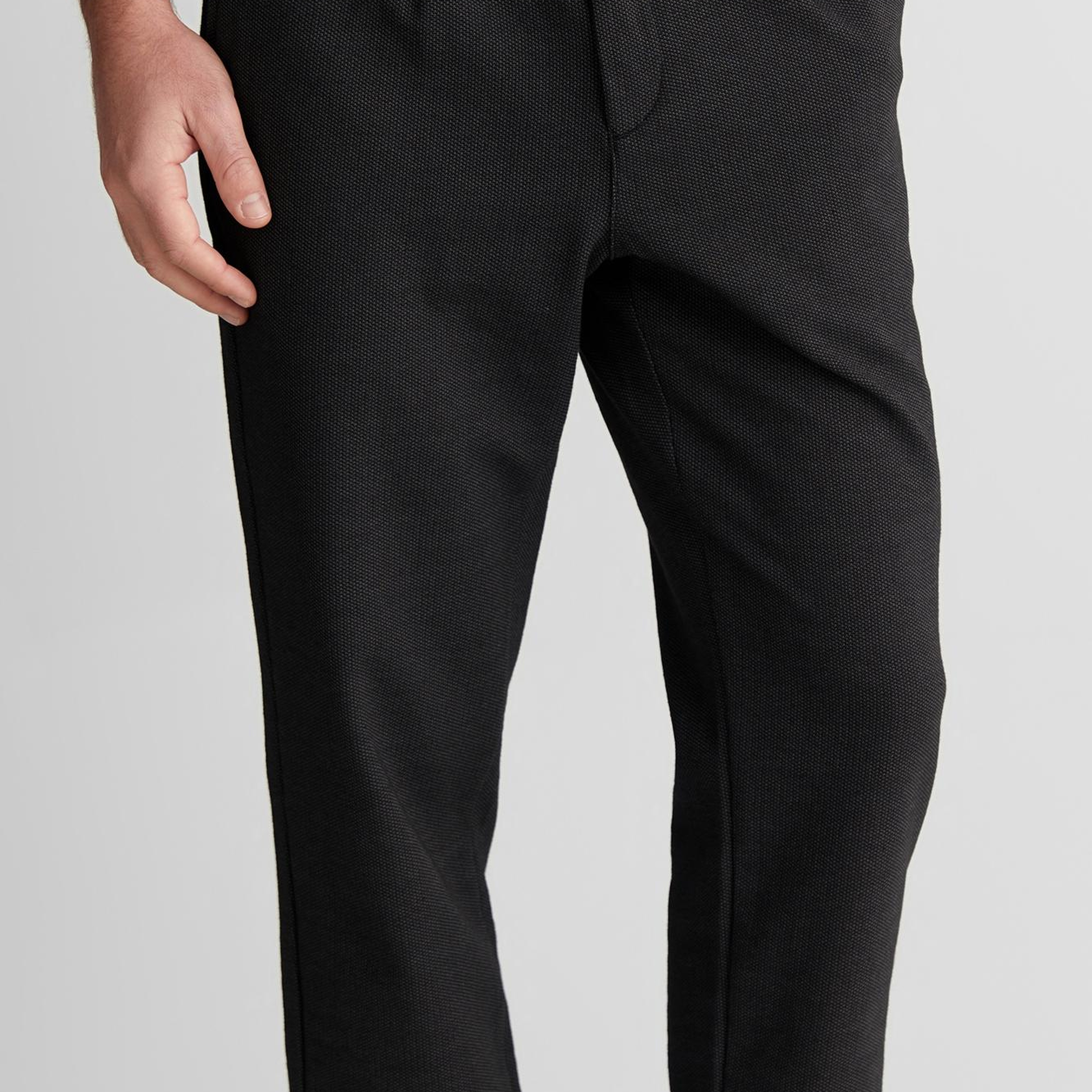 GANT Erkek Siyah Regular Fit Jogger Pantolon