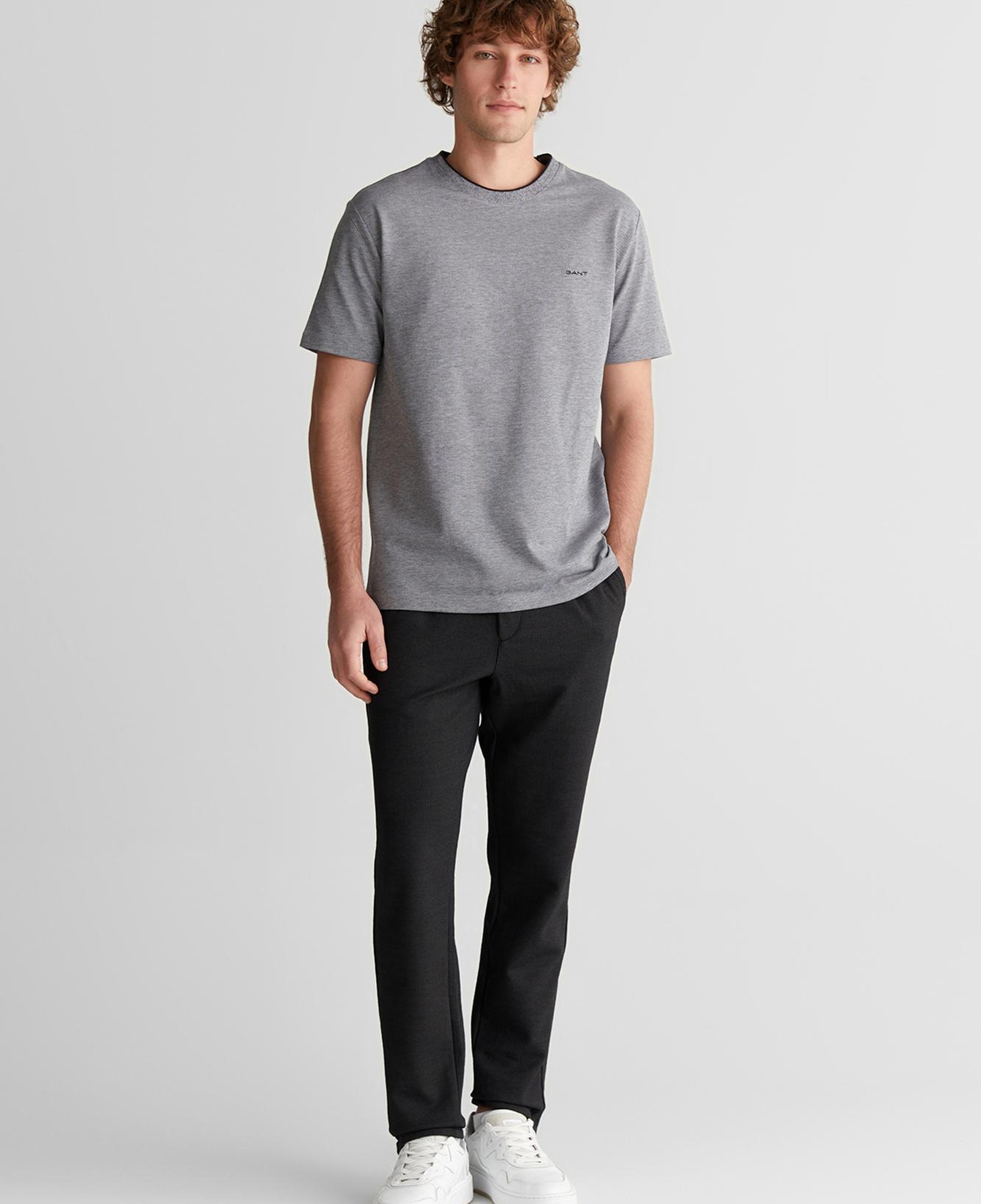 GANT Erkek Siyah Regular Fit Jogger Pantolon