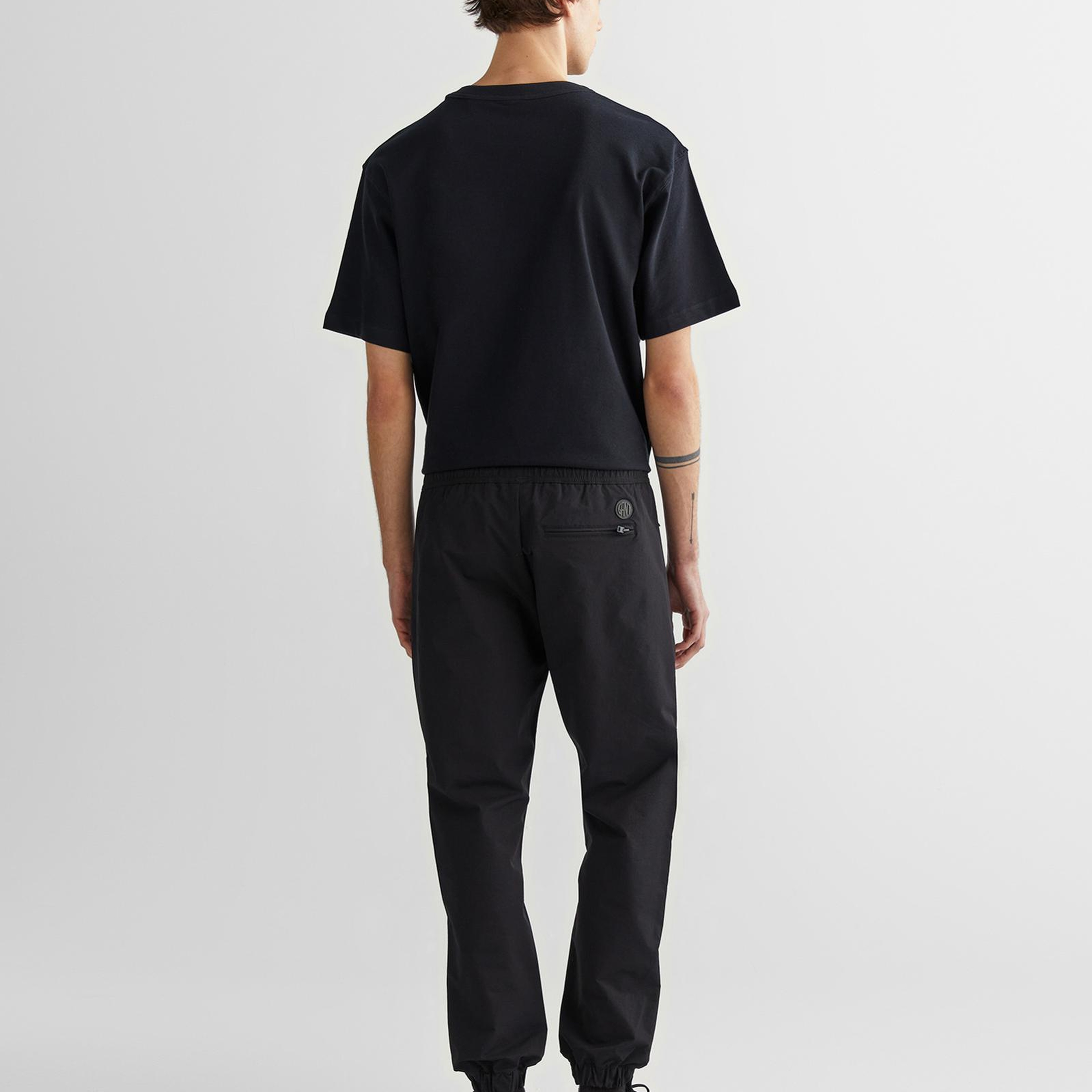 GANT Erkek Siyah Regular Fit Jogger Pantolon