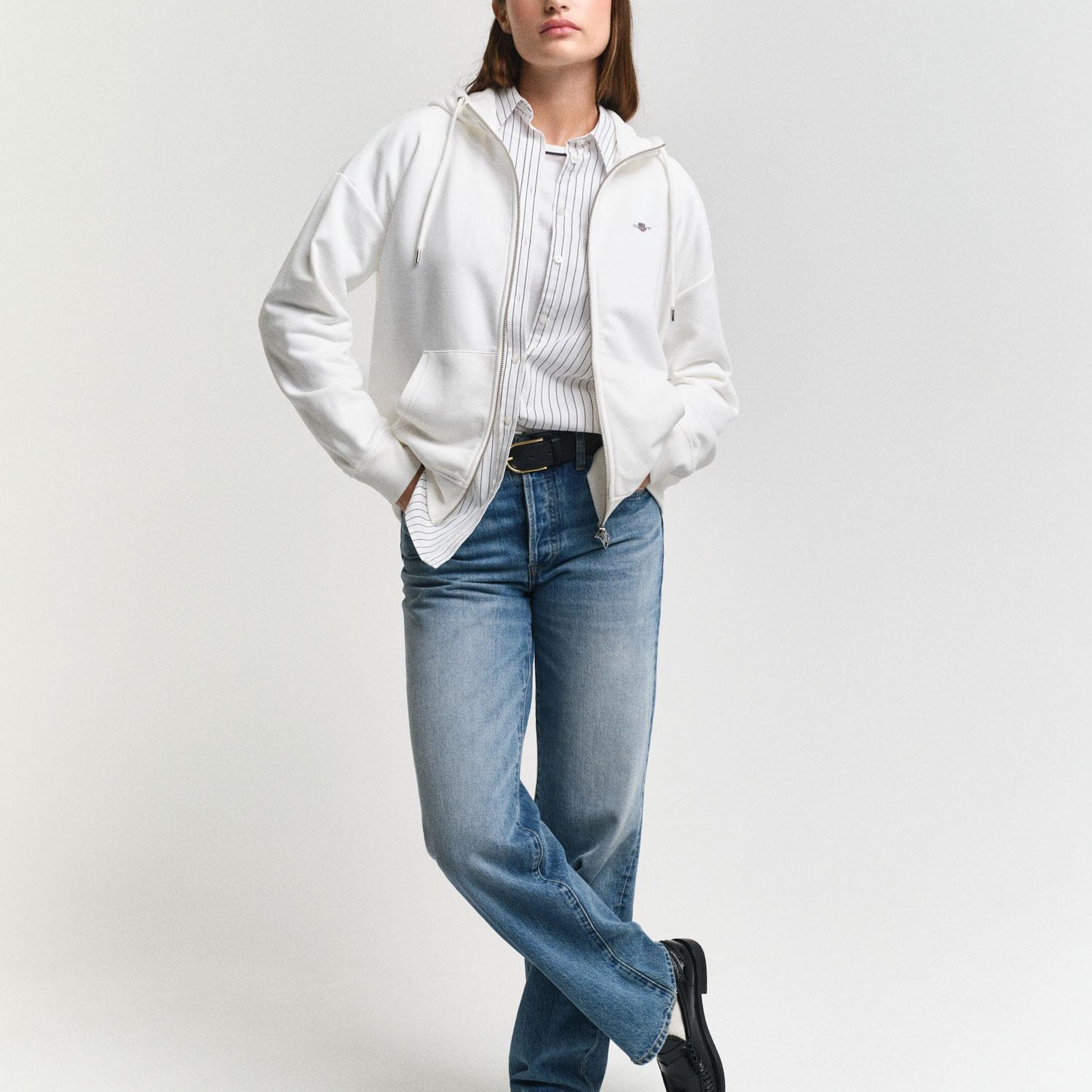 GANT Kadın Beyaz Relaxed Fit Kapüşonlu Sweatshirt