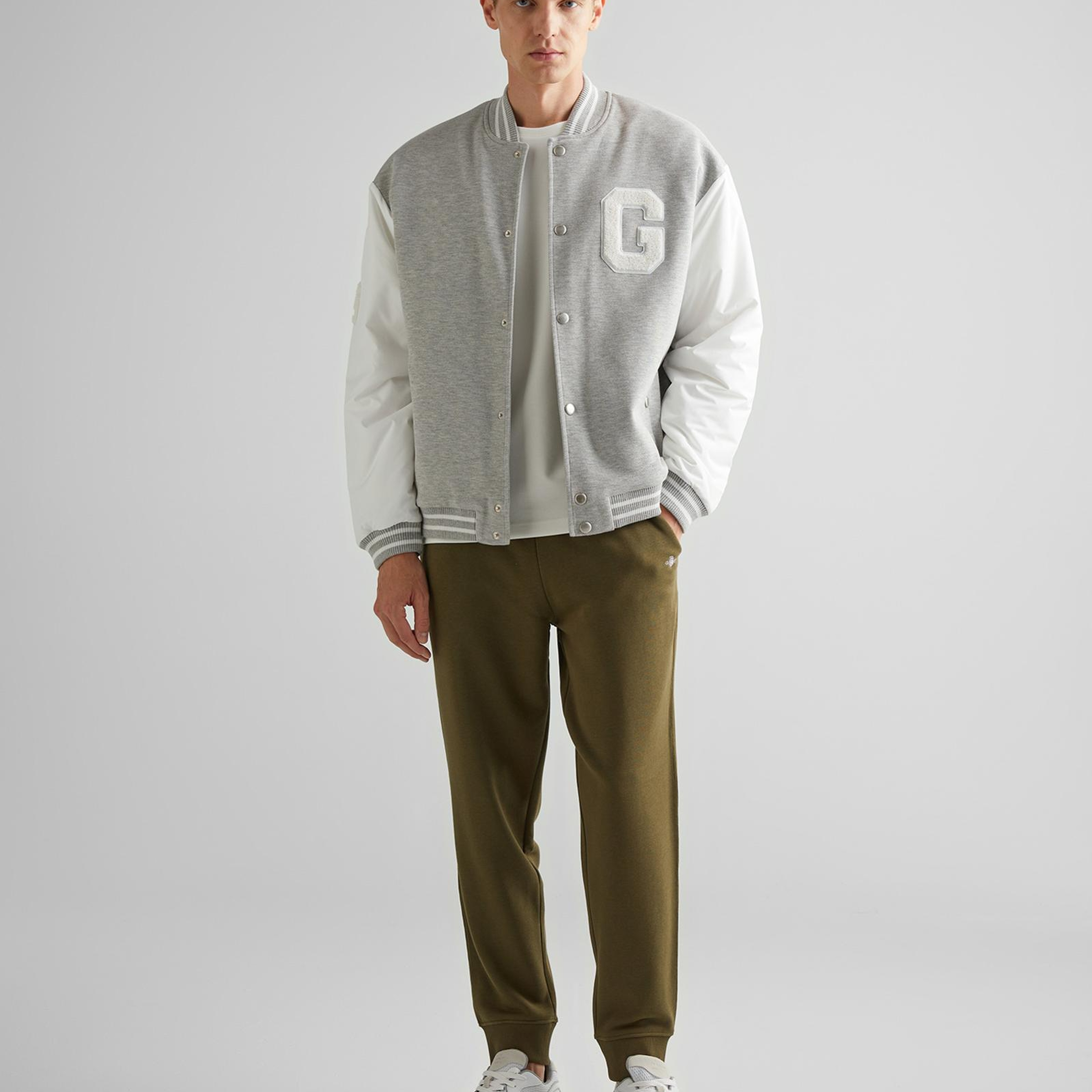 GANT Erkek Gri Relaxed Fit Hakim Yaka Logolu Bomber Ceket