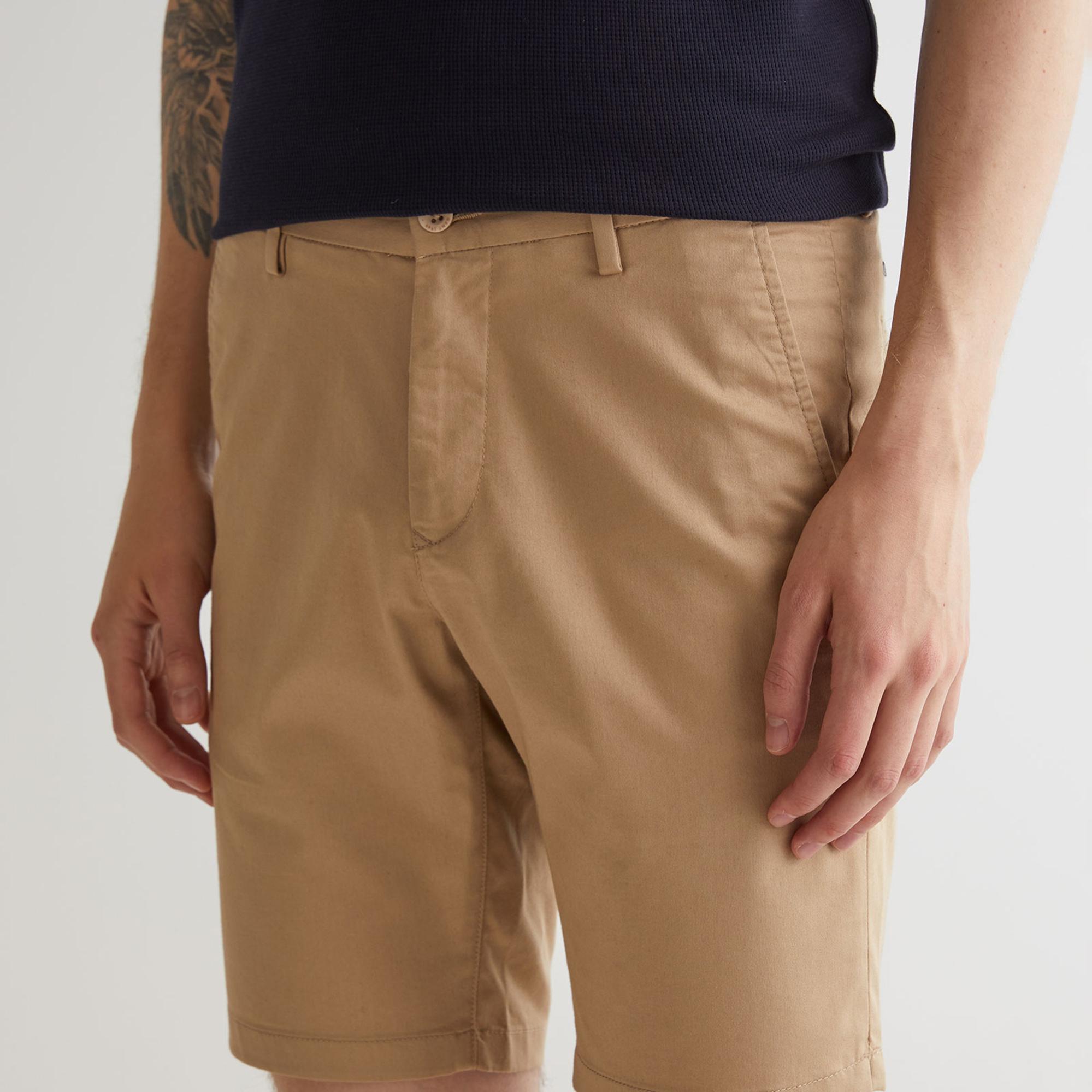 GANT Erkek Bej Slim Fit Şort