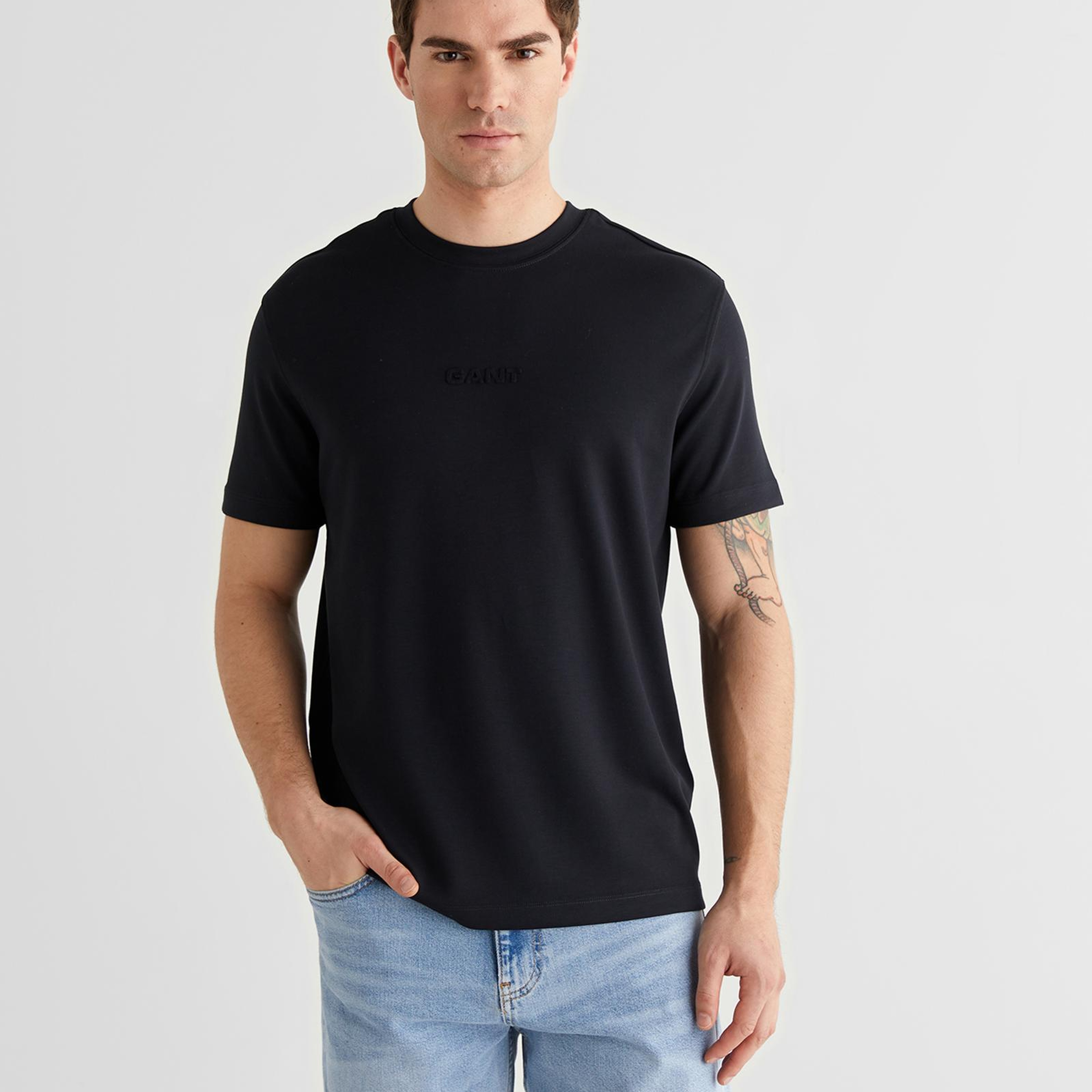 GANT Erkek Siyah Baskılı Kısa Kollu T-Shirt