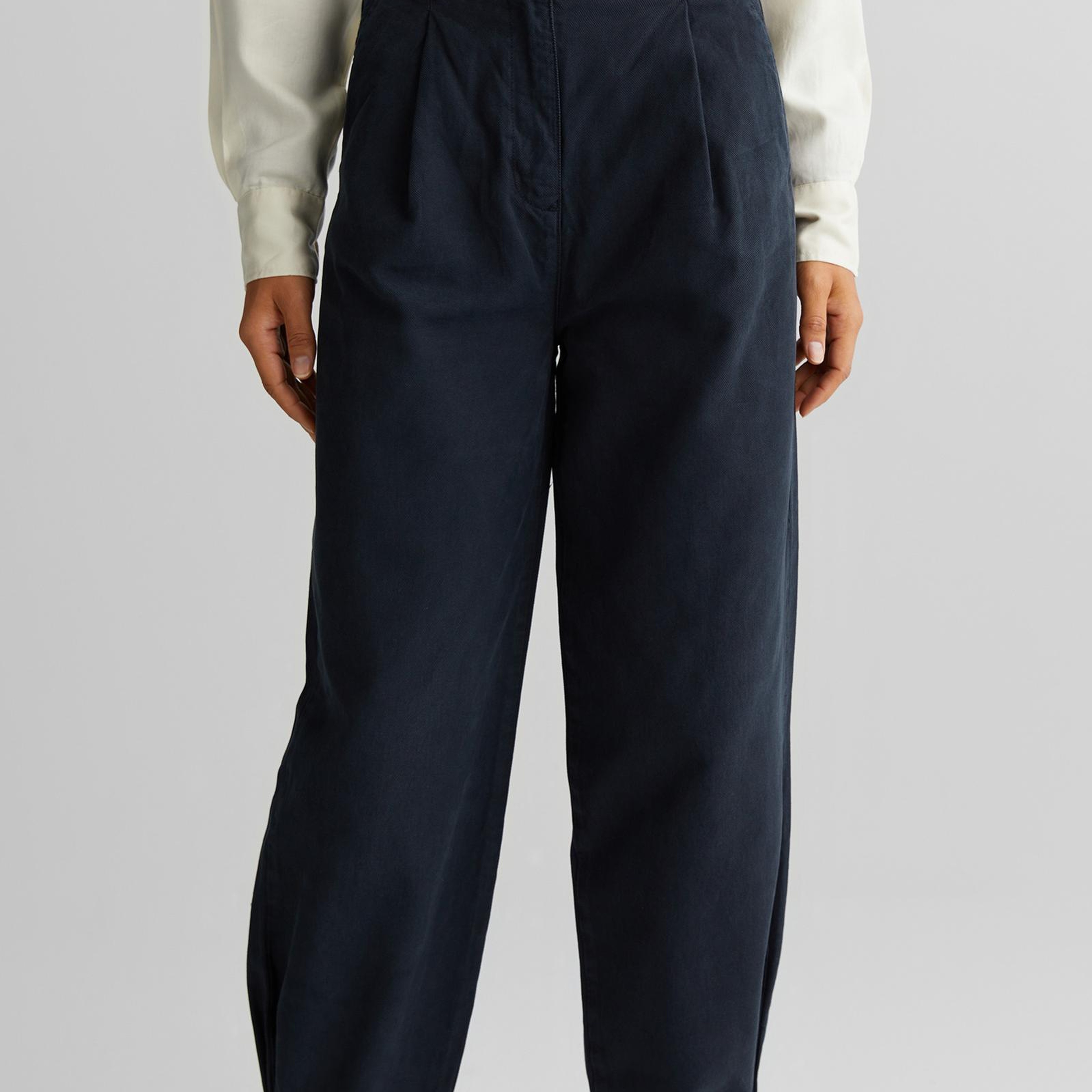 GANT Kadın Siyah Tapered Fit Pantolon