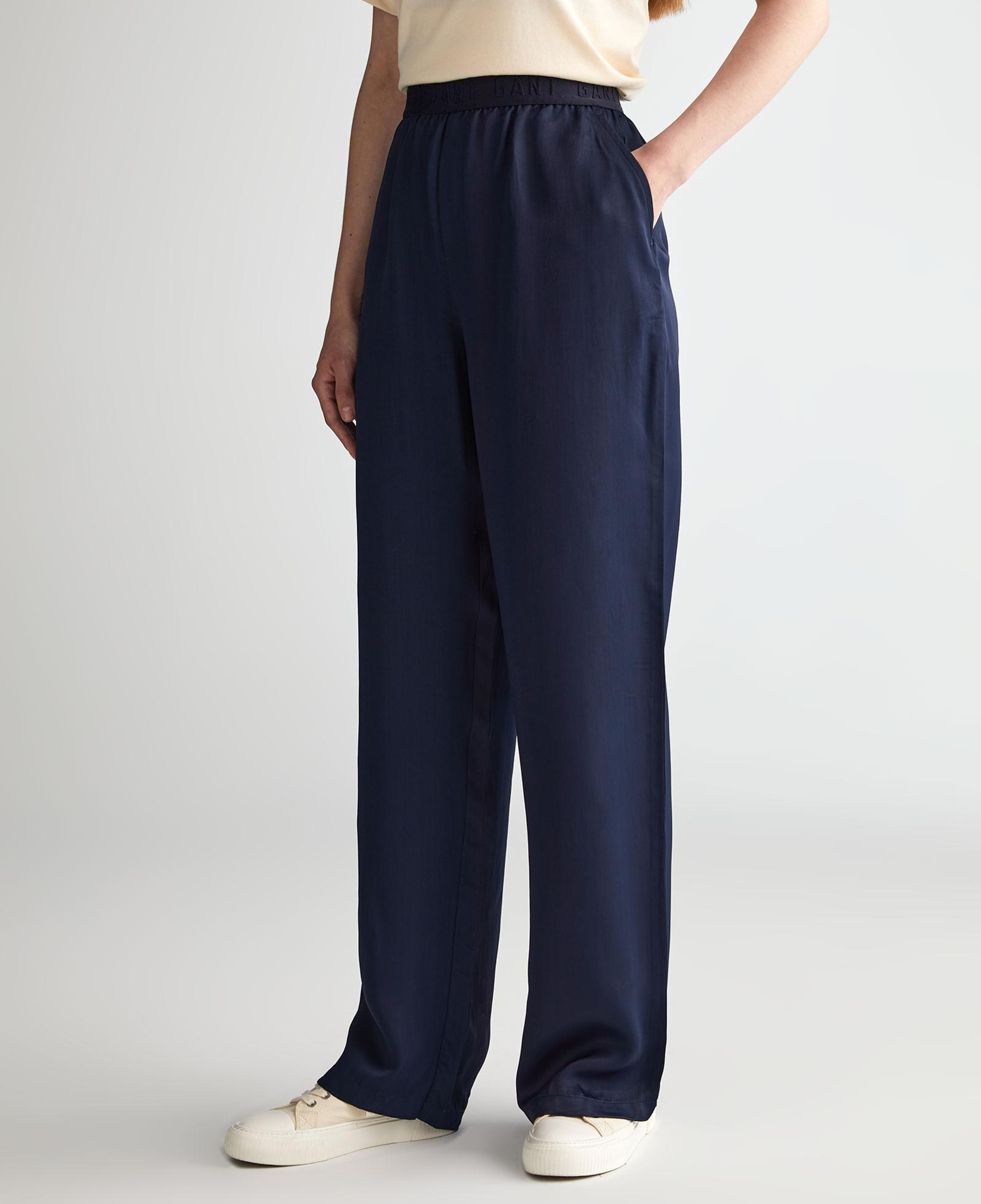 GANT Kadın Lacivert Regular Fit Pantolon