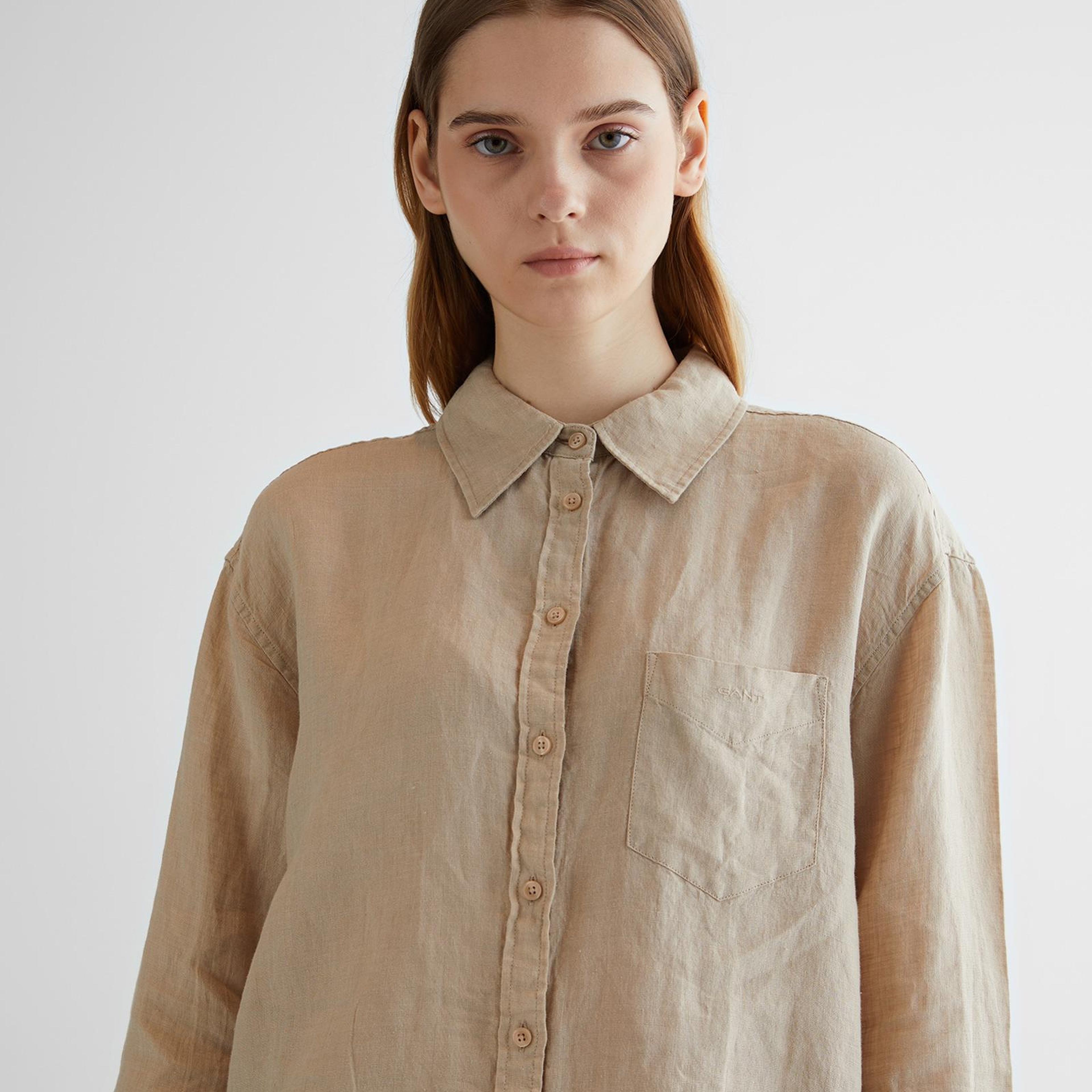 GANT Kadın Bej Relaxed Fit Klasik Yaka Keten Gömlek