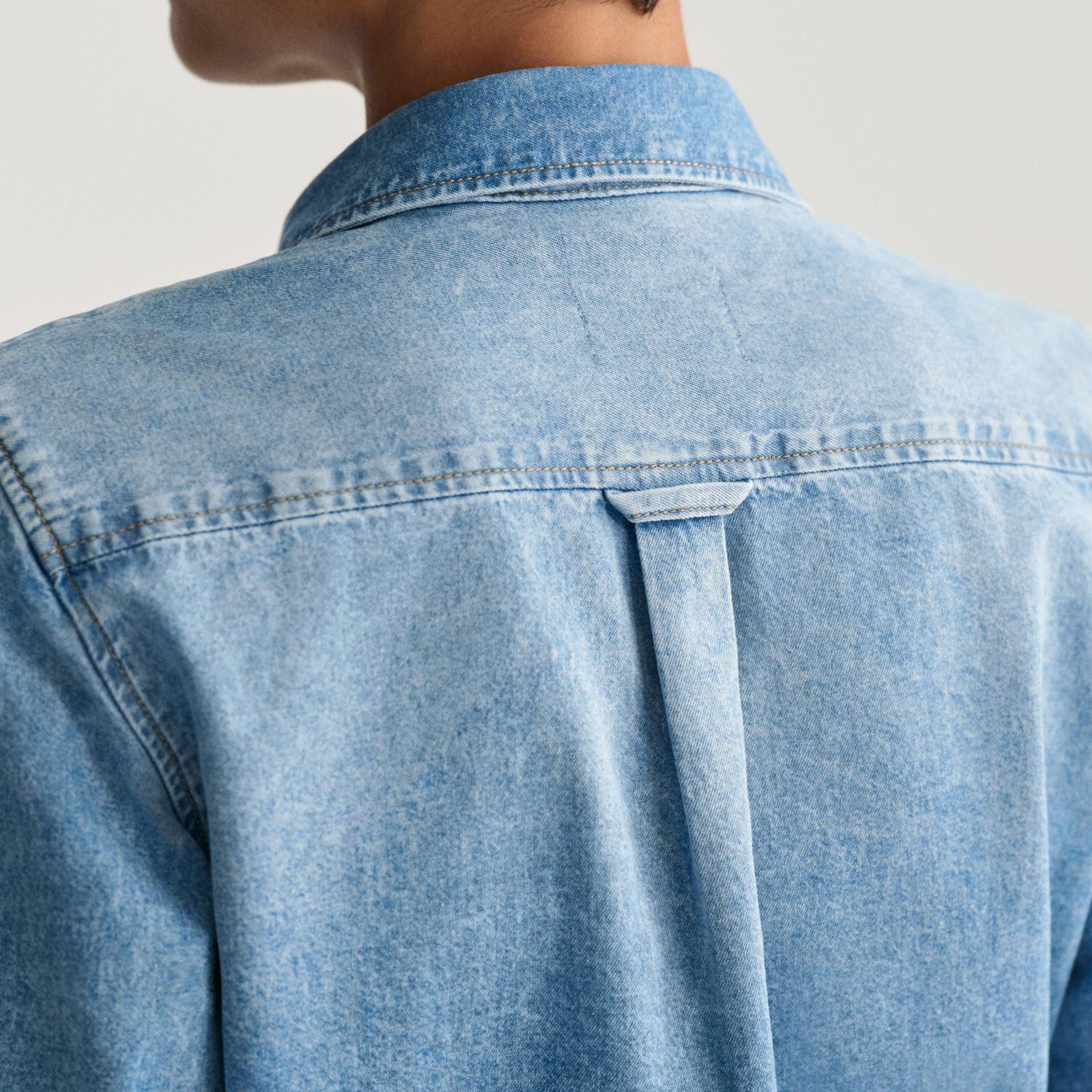 GANT Kadın Mavi Regular Fit Klasik Yaka Gömlek