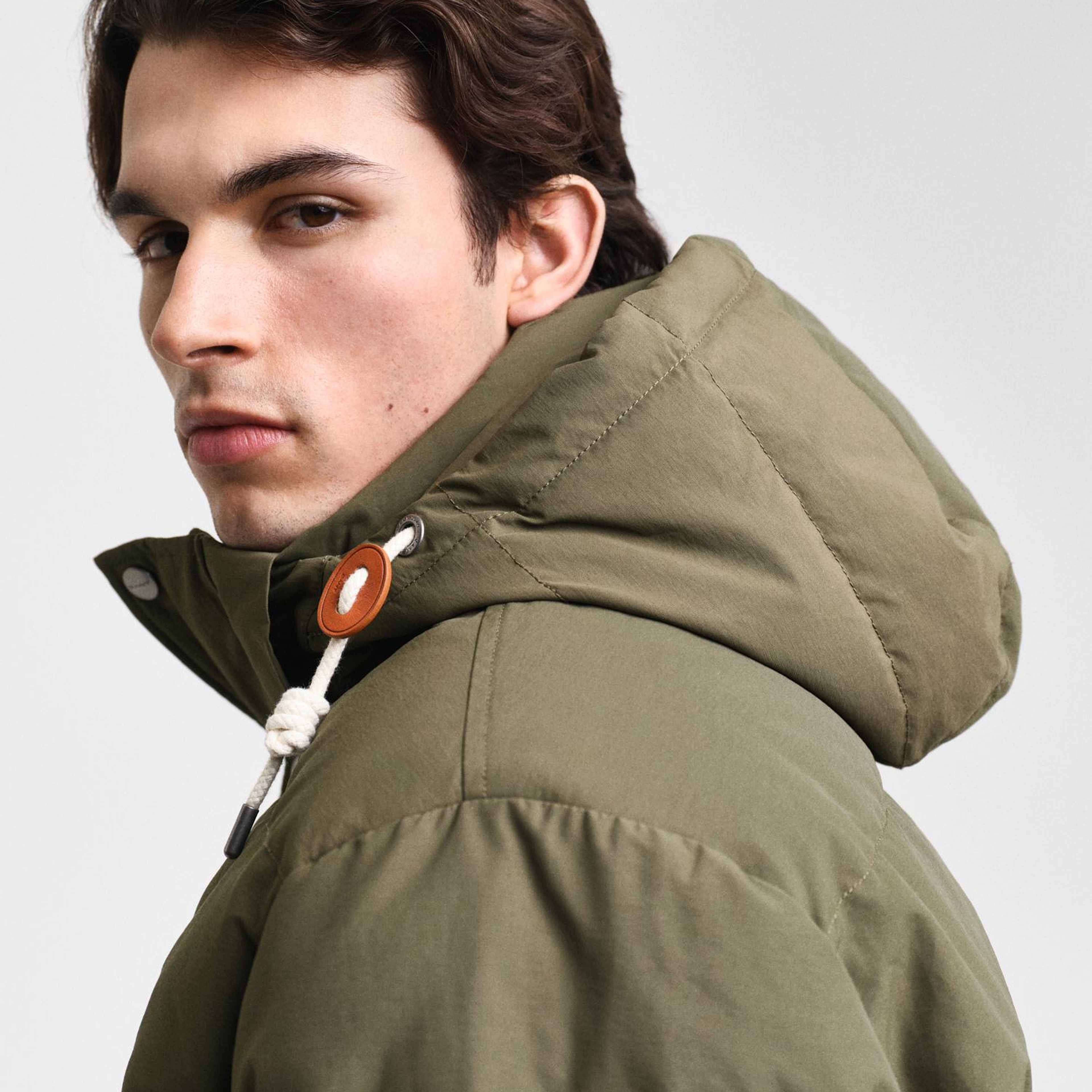 GANT Erkek Yeşil Kapüşonlu Kaz Tüyü Mont