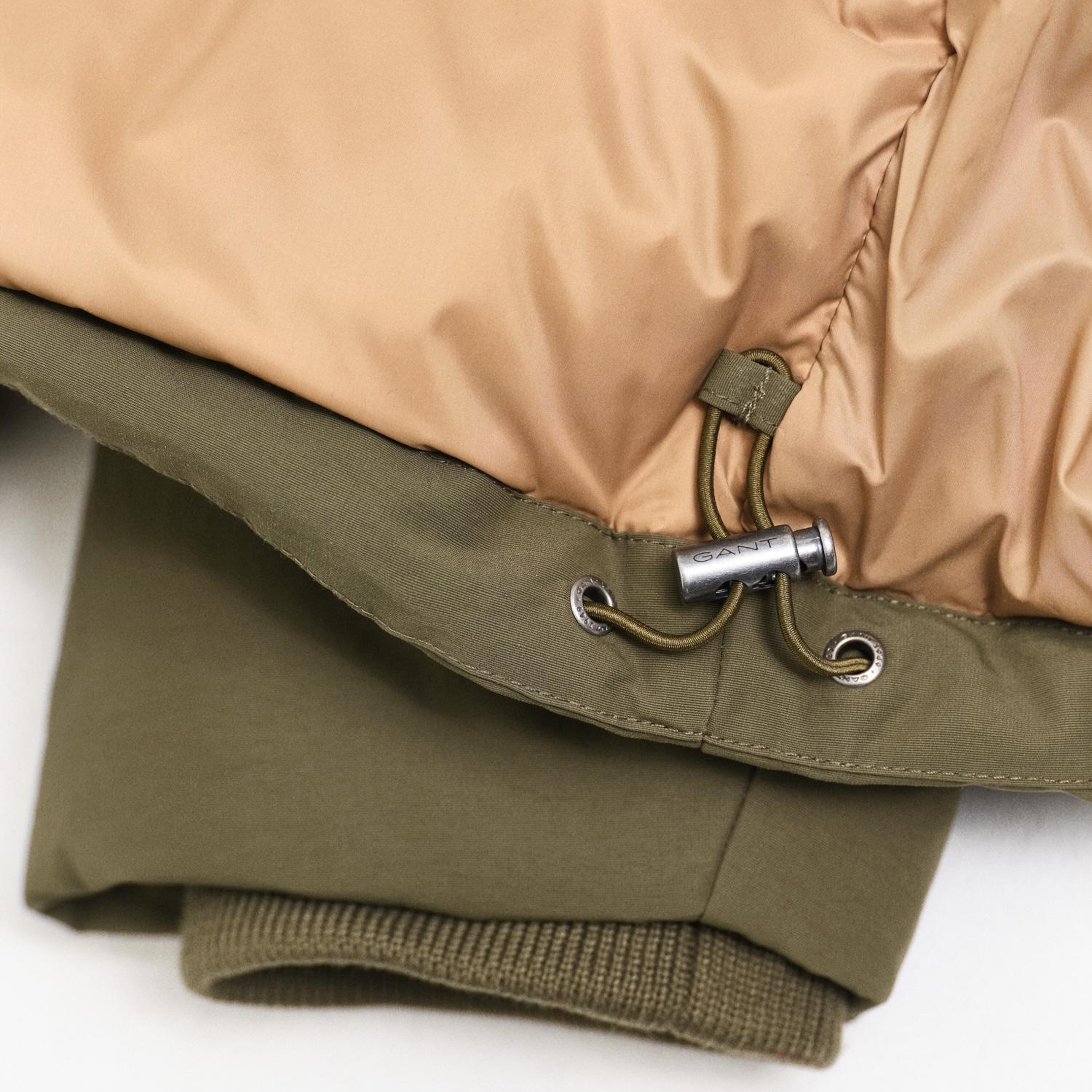 GANT Erkek Yeşil Kapüşonlu Kaz Tüyü Mont