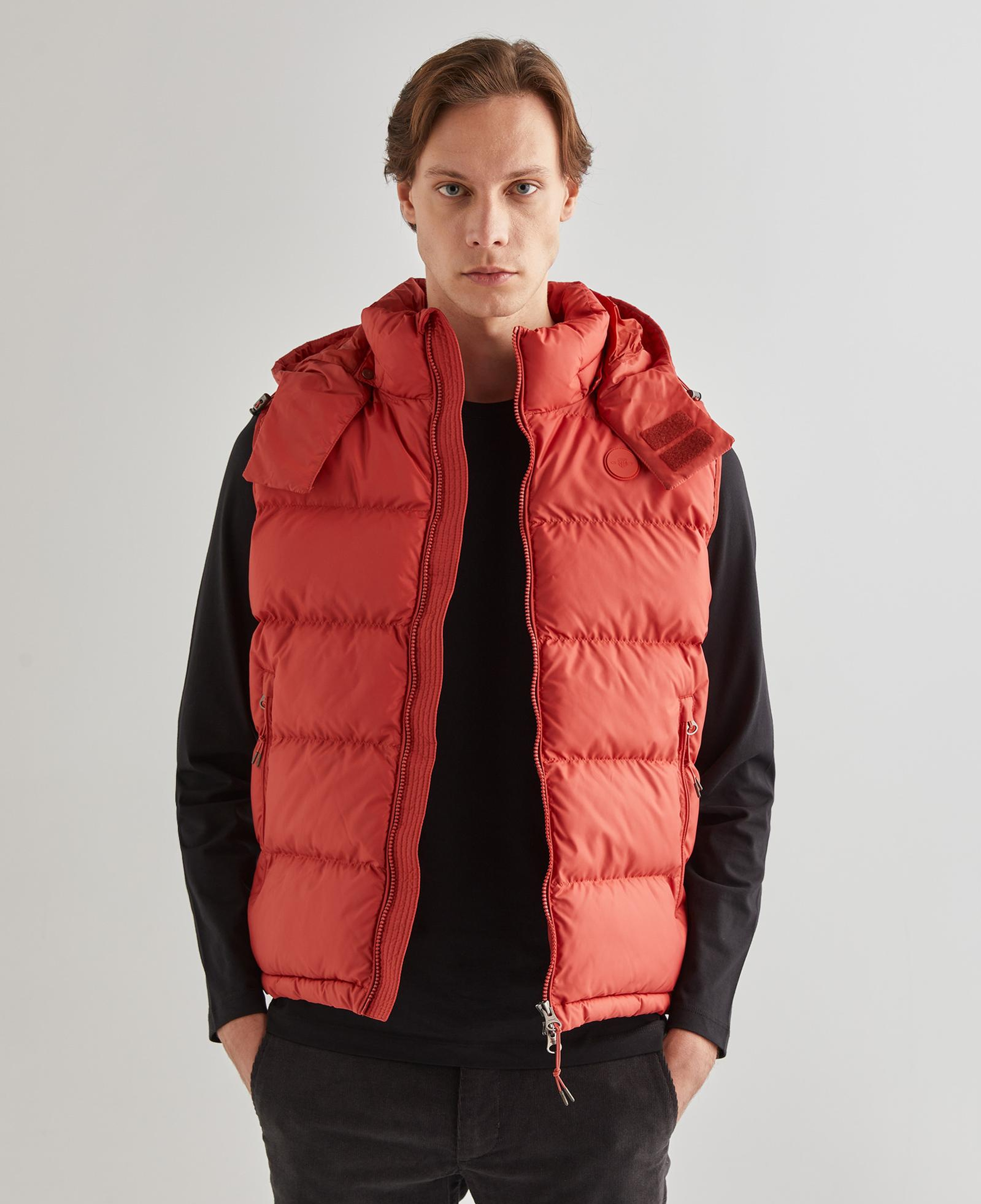 GANT Erkek Kırmızı Kapüşonlu Yelek