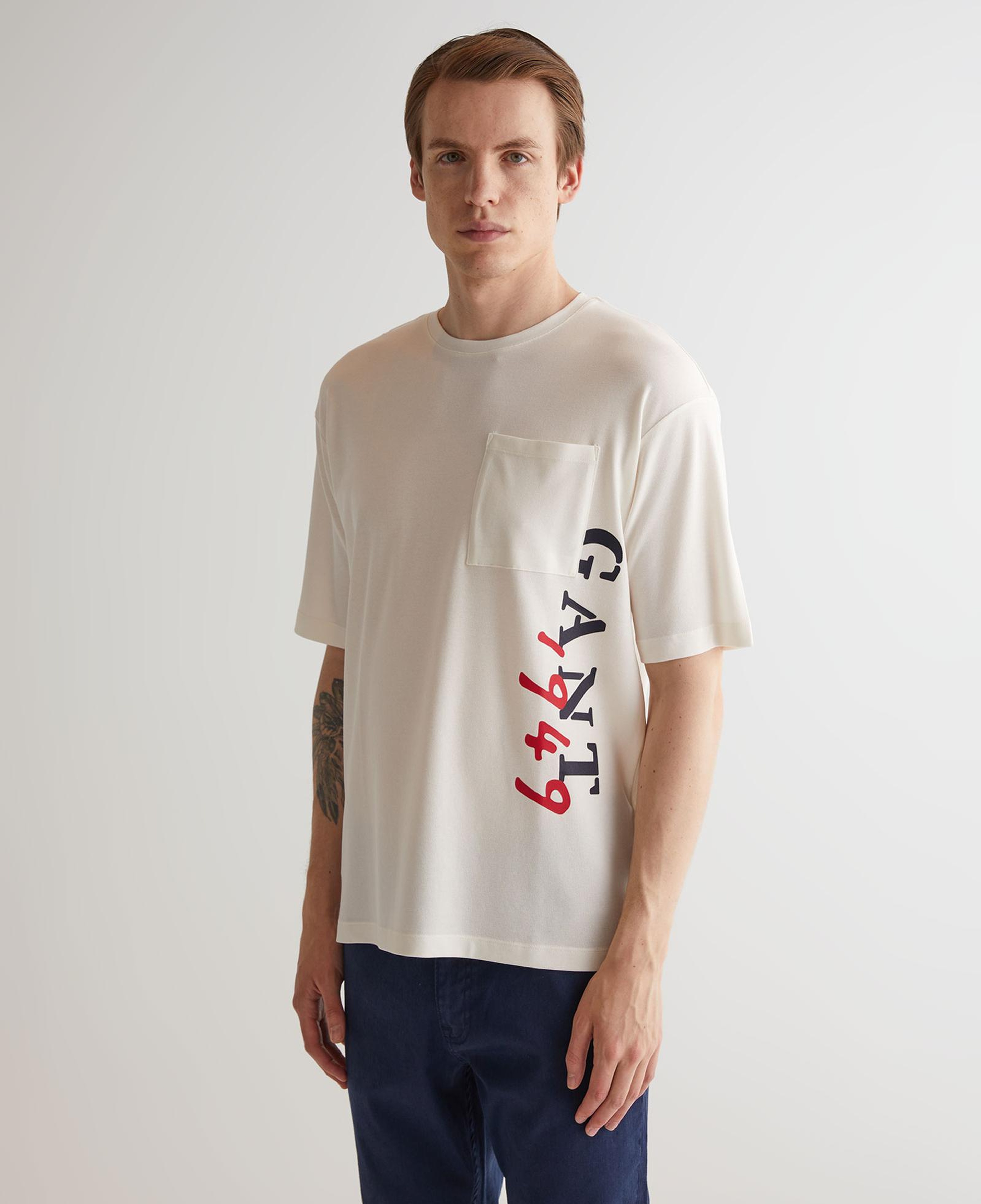 GANT Erkek Krem Regular Fit Bisiklet Yaka Logolu T-shirt