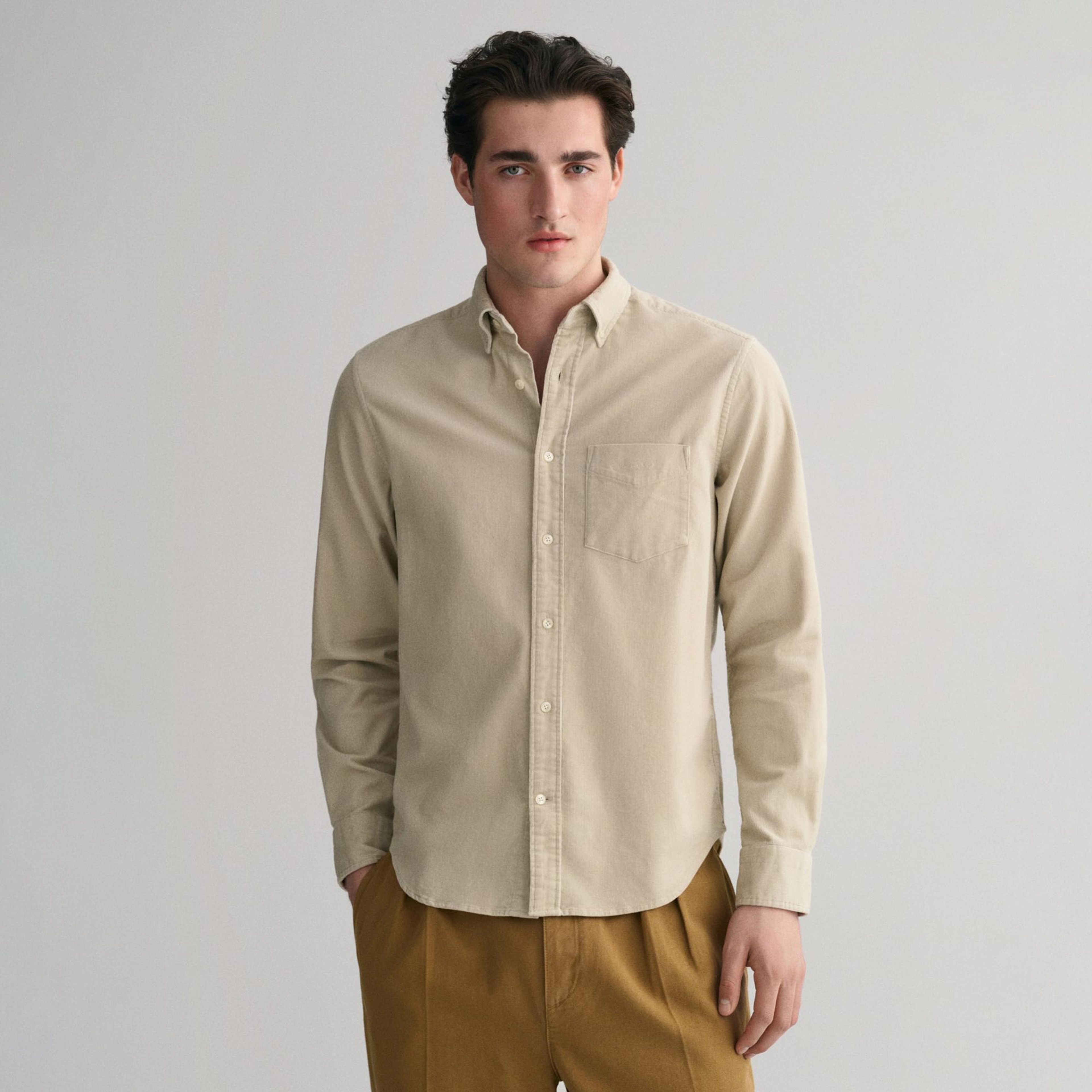 Gant Erkek Bej Regular Fit Düğmeli Yaka Kadife Gömlek