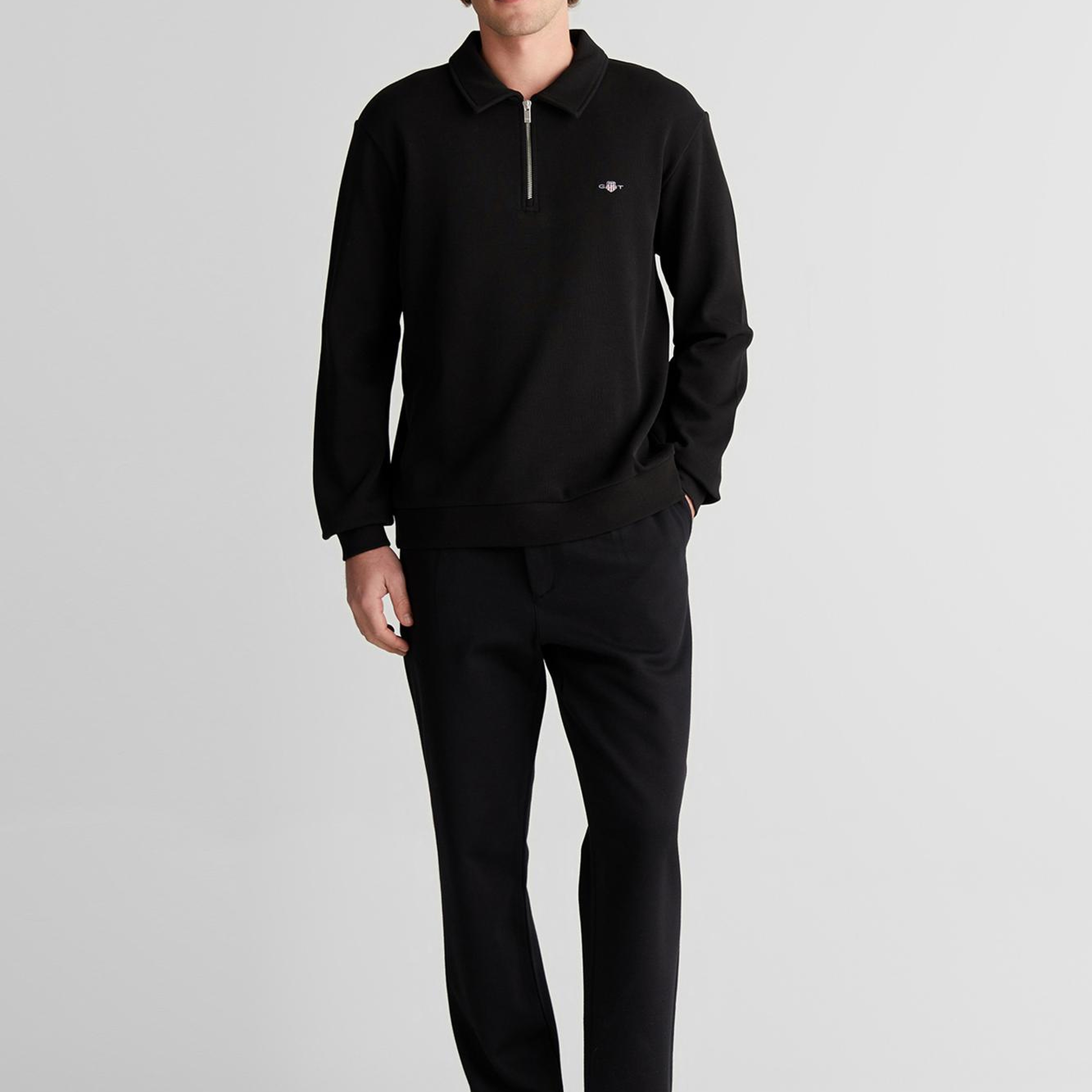 GANT Erkek Siyah Regular Fit Yarım Fermuarlı Logolu Sweatshirt