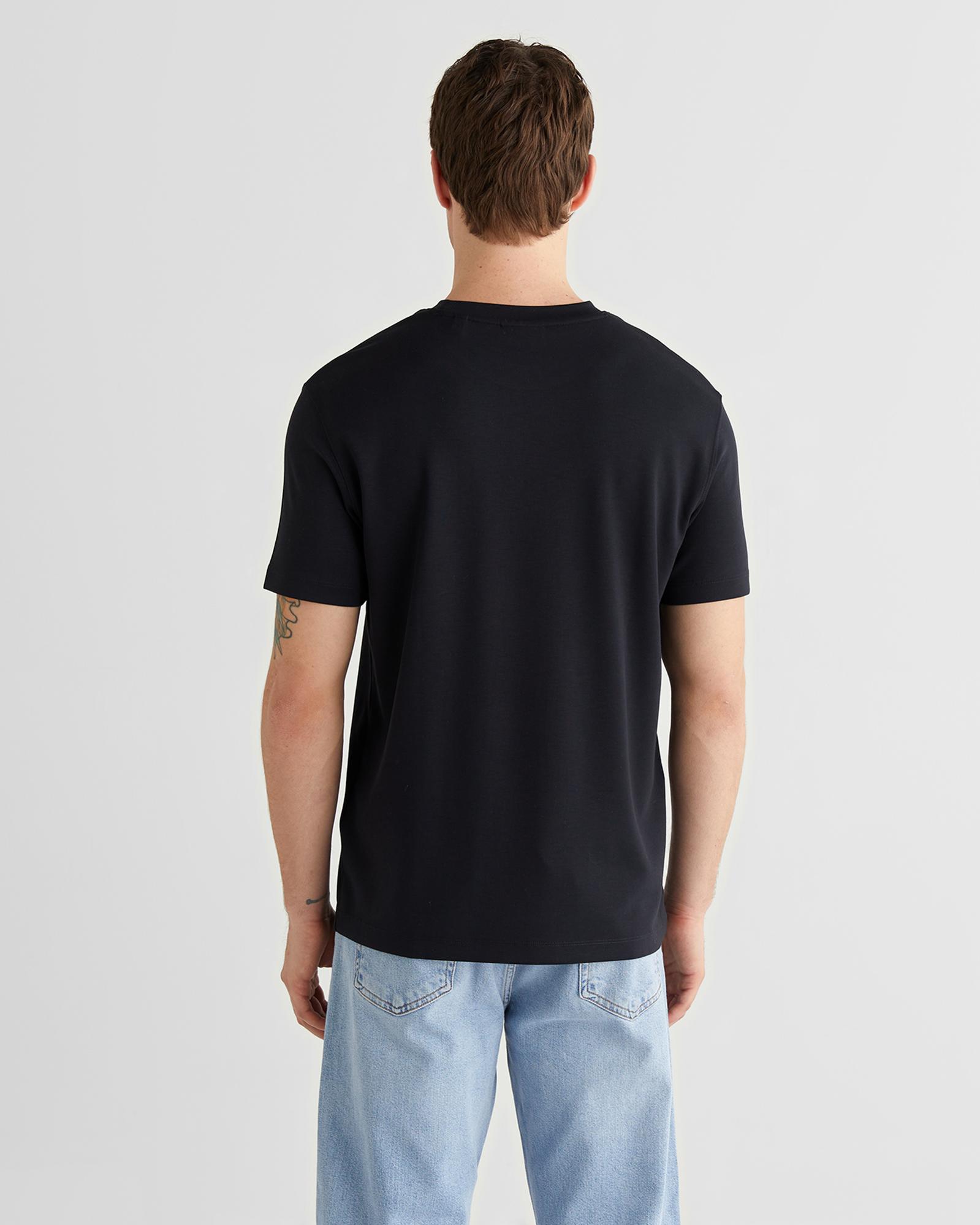 GANT Erkek Siyah Baskılı Kısa Kollu T-Shirt