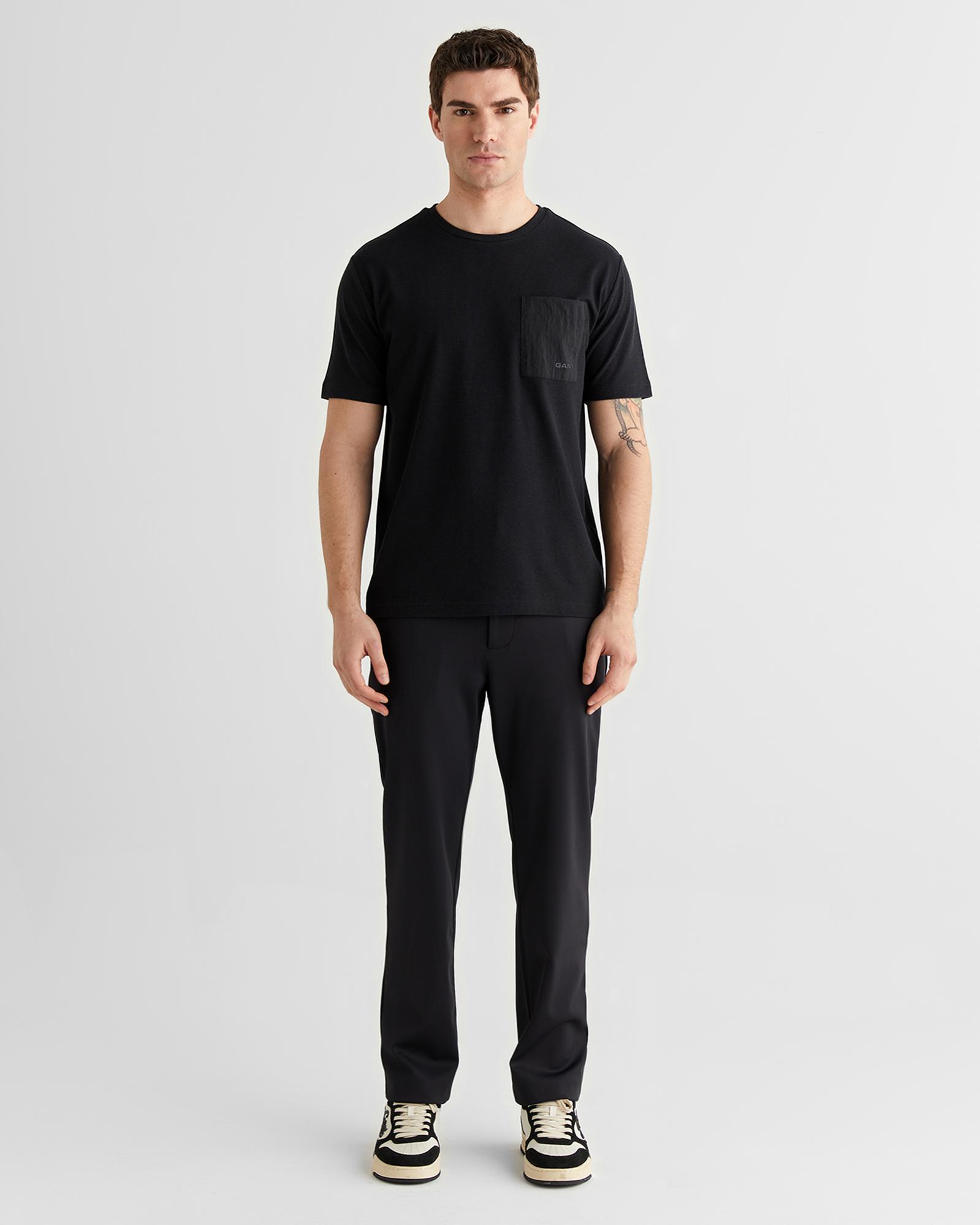 GANT Erkek Siyah Baskılı Kısa Kollu T-Shirt