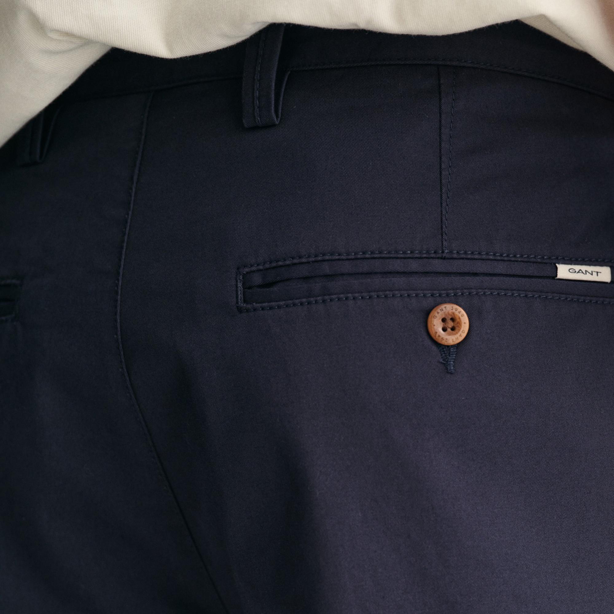 GANT Erkek Lacivert Relaxed Fit Chino Şort