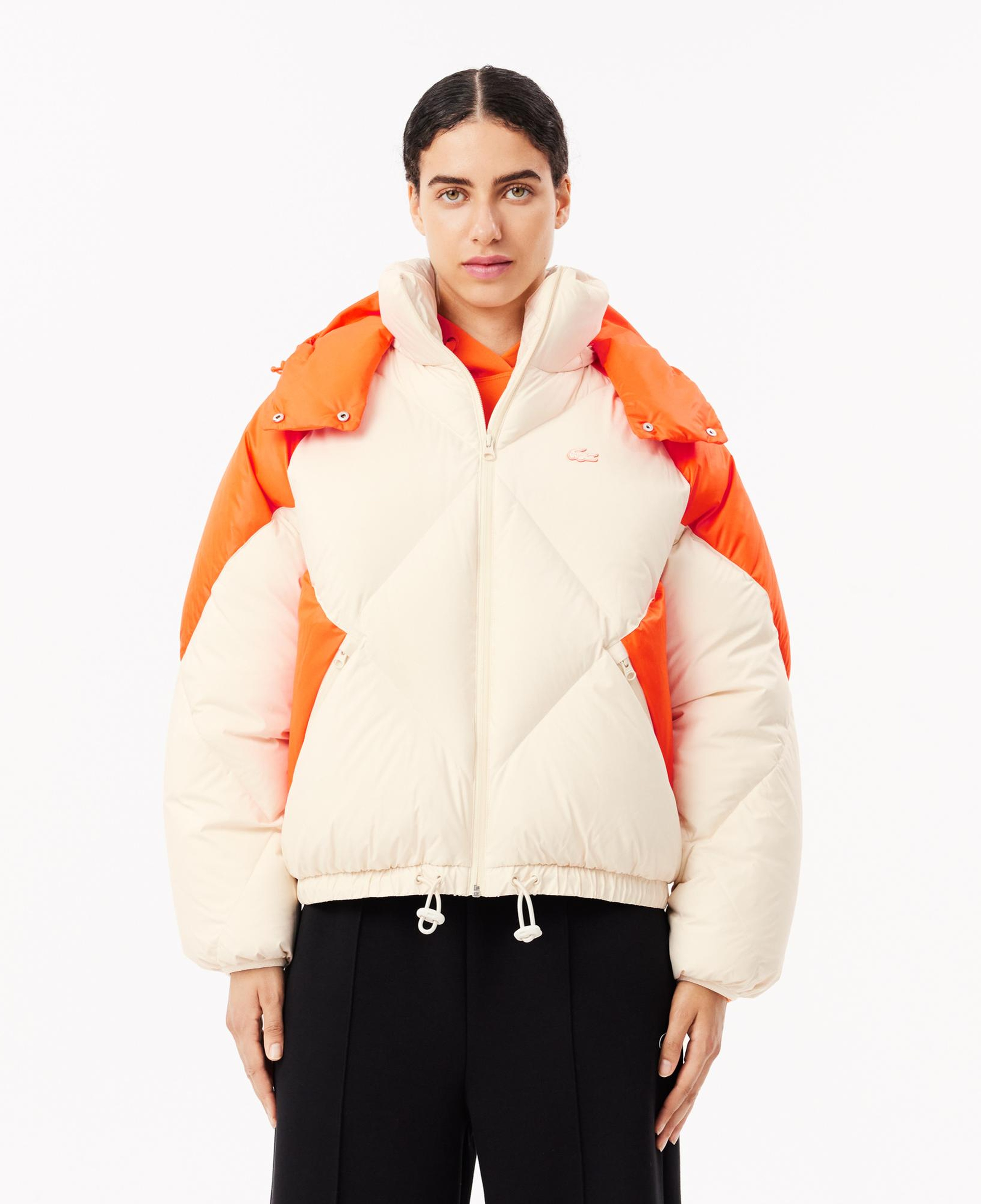 Kadın Oversize Fit Kapüşonlu Renk Bloklu Krem Şişme Mont