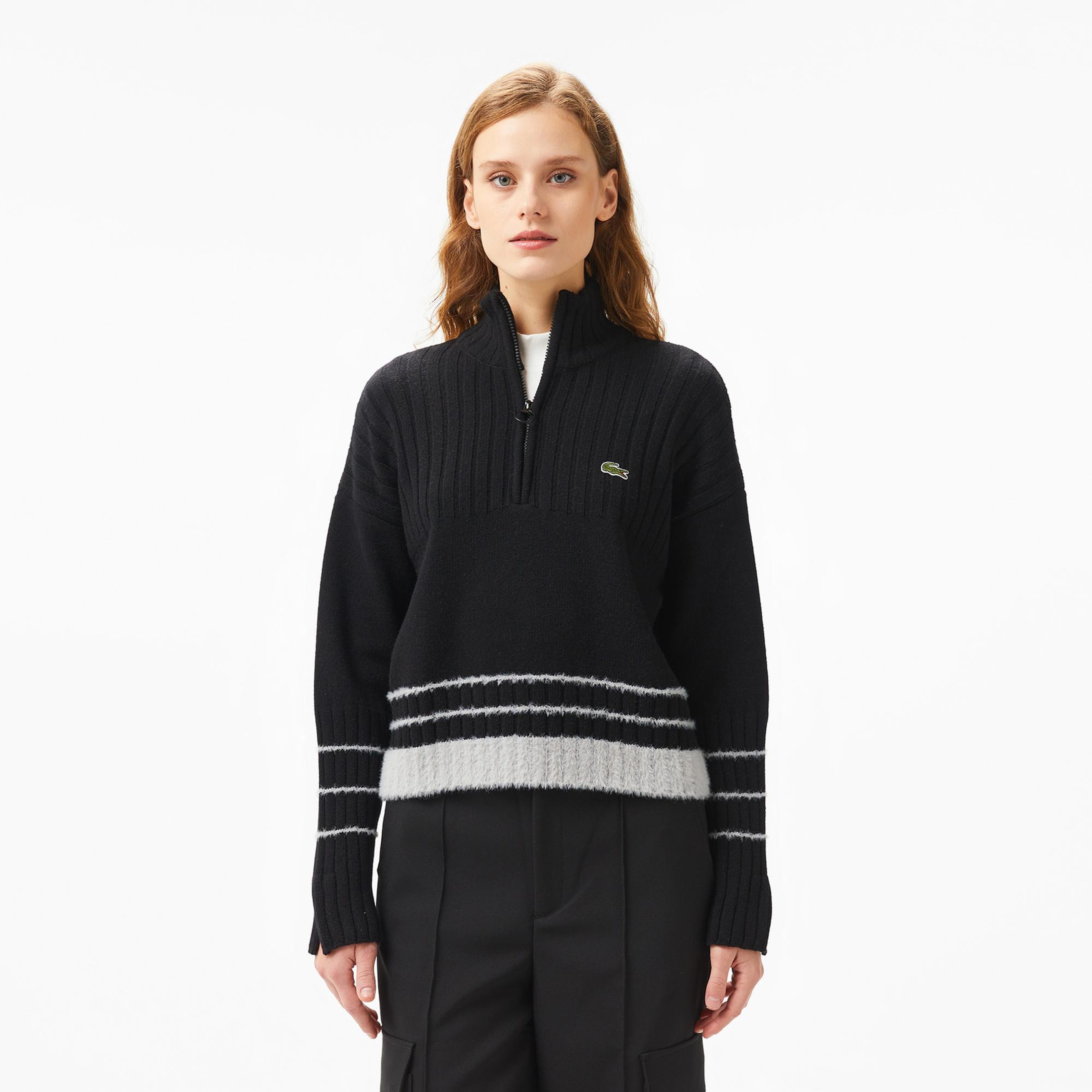 Kadın Regular Fit Yarım Fermuarlı Renk Bloklu Siyah Kazak