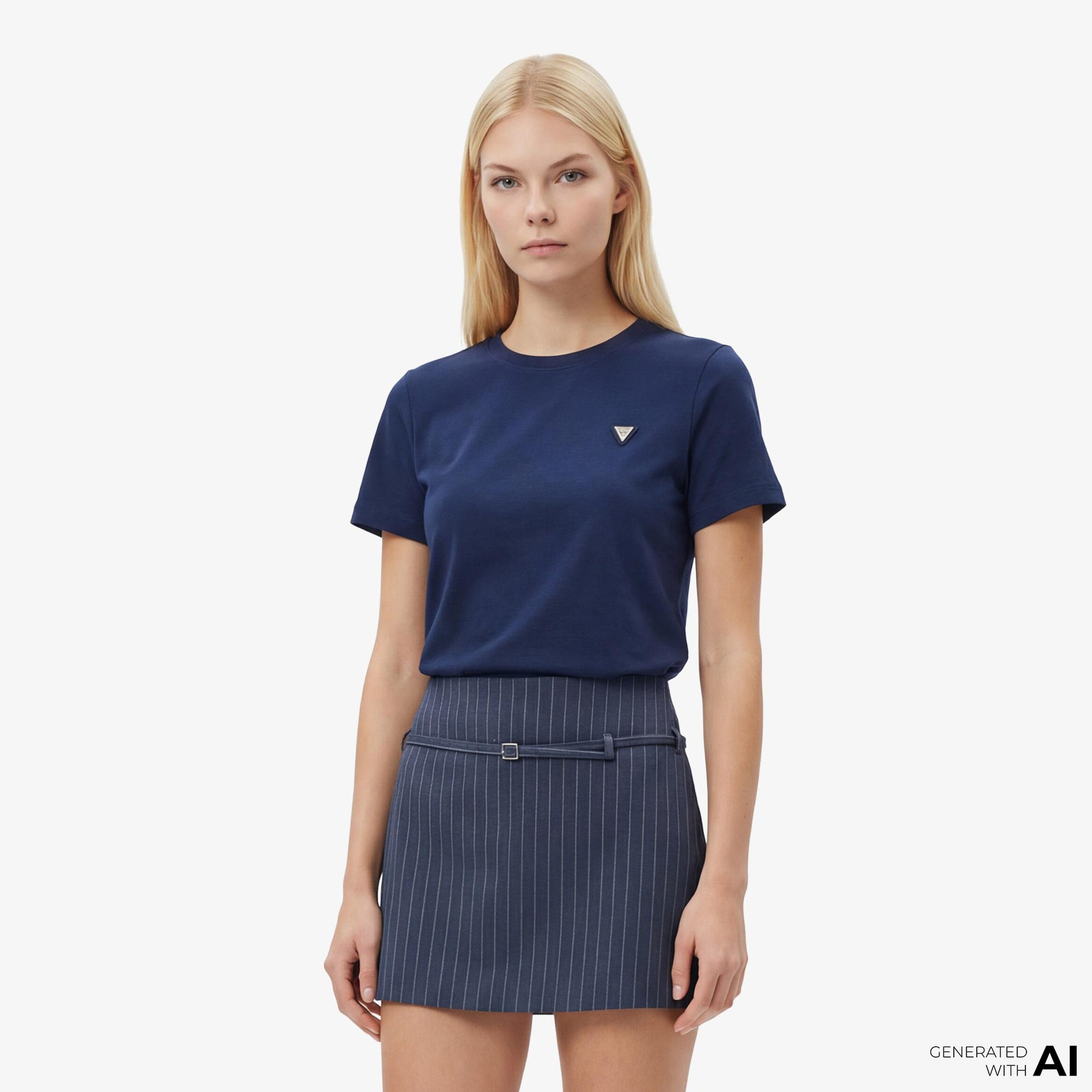 Guess Sonia Aktif Modal Karışımlı Slim Fit Kadın Mavi T-Shirt