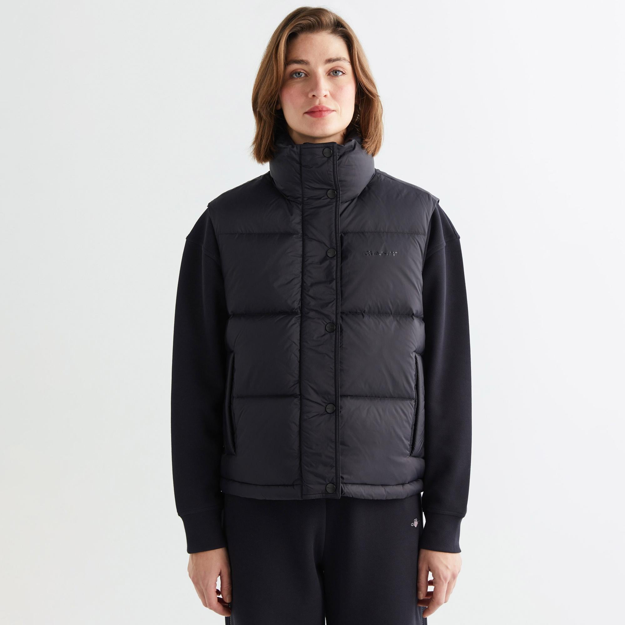 GANT Kadın Siyah Relaxed Fit Fermuarlı Logolu Yelek