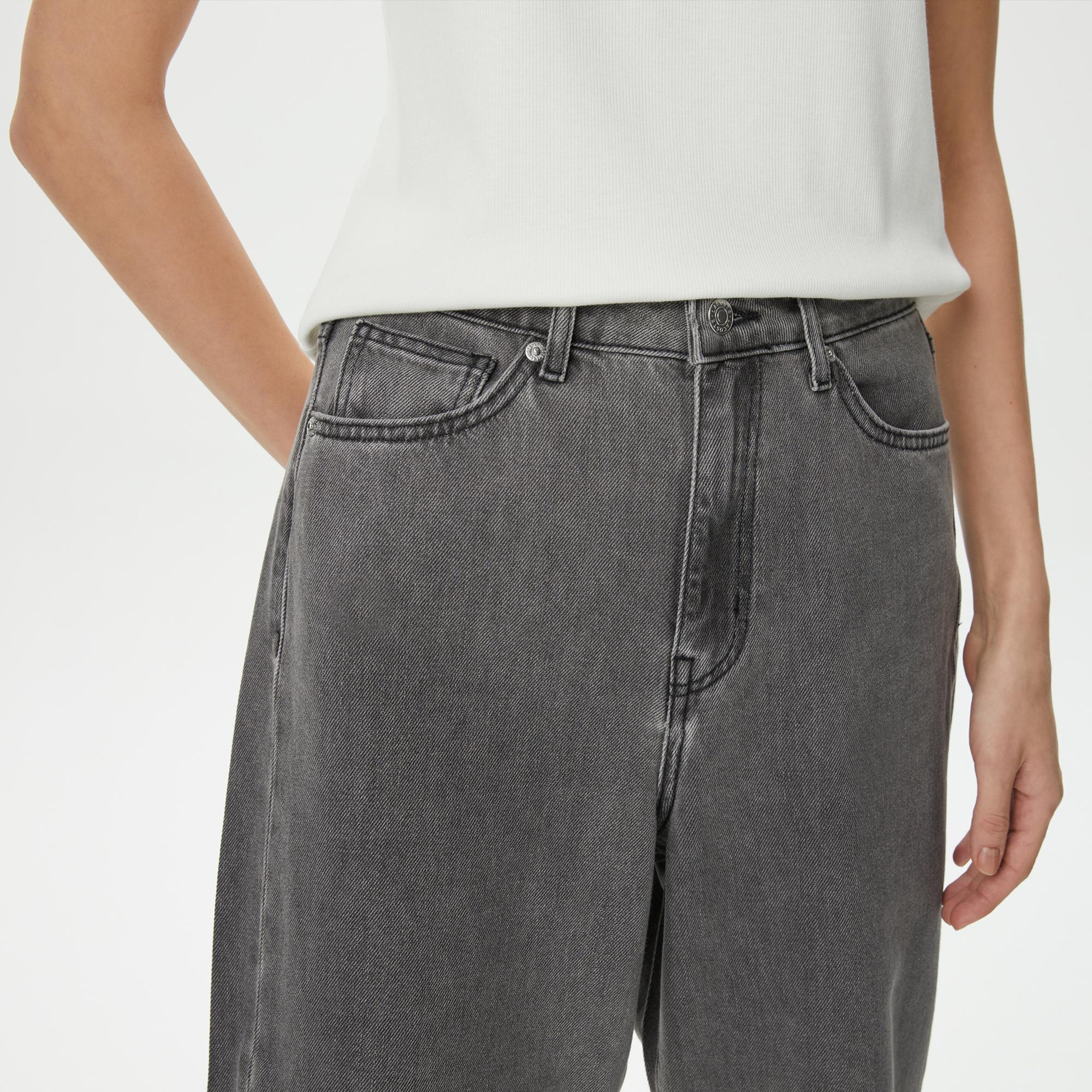 Lacoste Kadın Loose Fit Gri Jean Pantolon