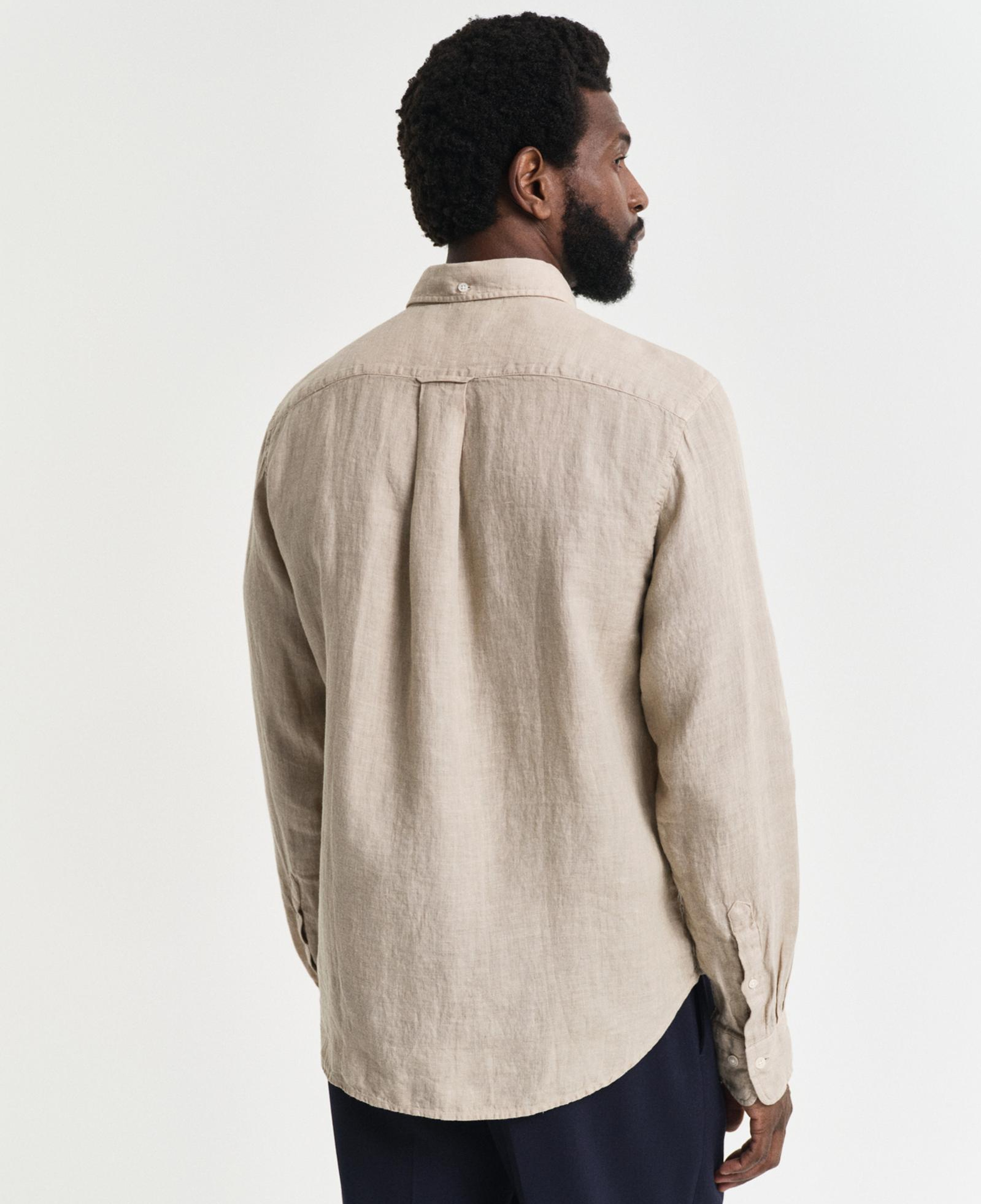 GANT Erkek Bej Regular Fit Düğmeli Yaka Keten Gömlek