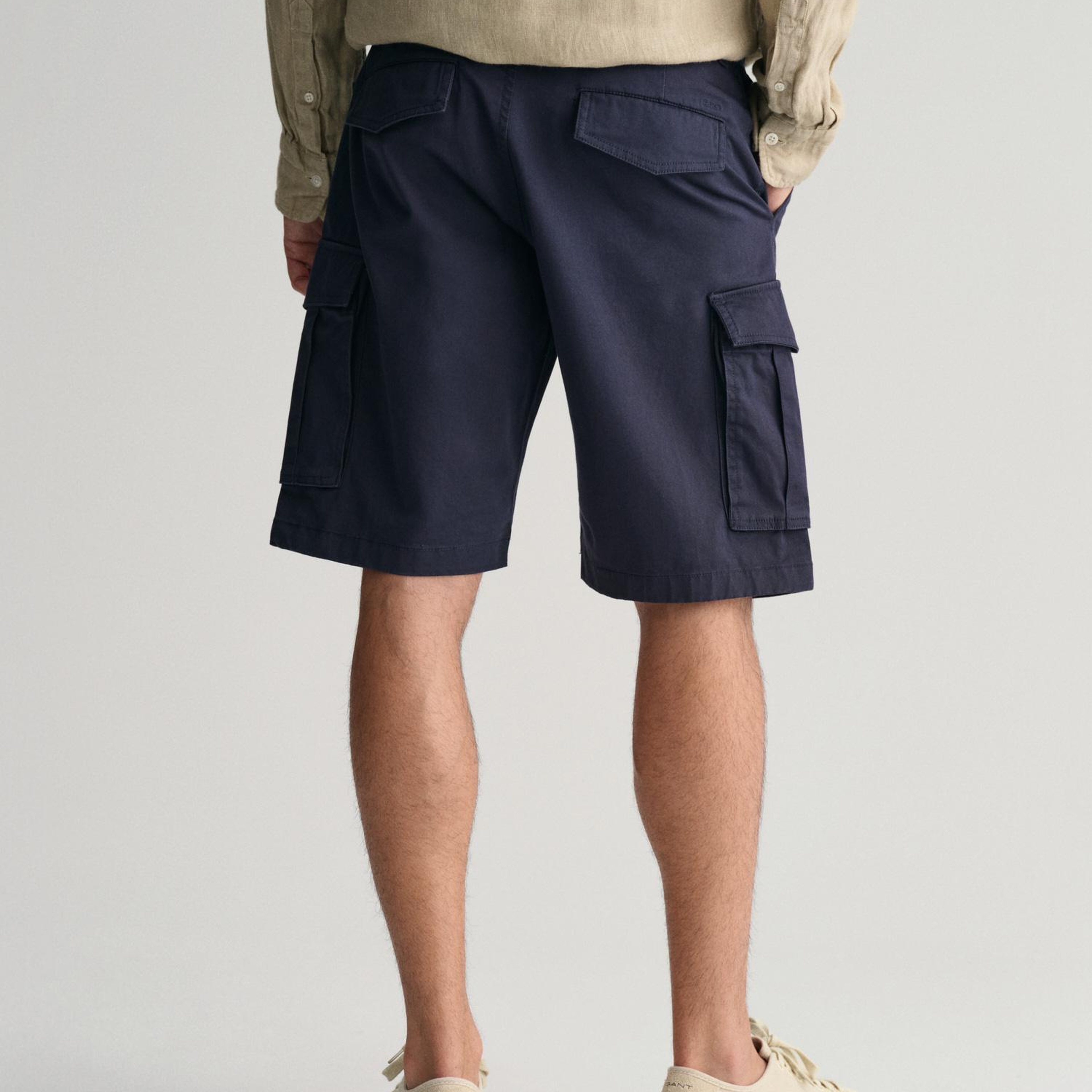 GANT Erkek Lacivert Relaxed Fit Şort