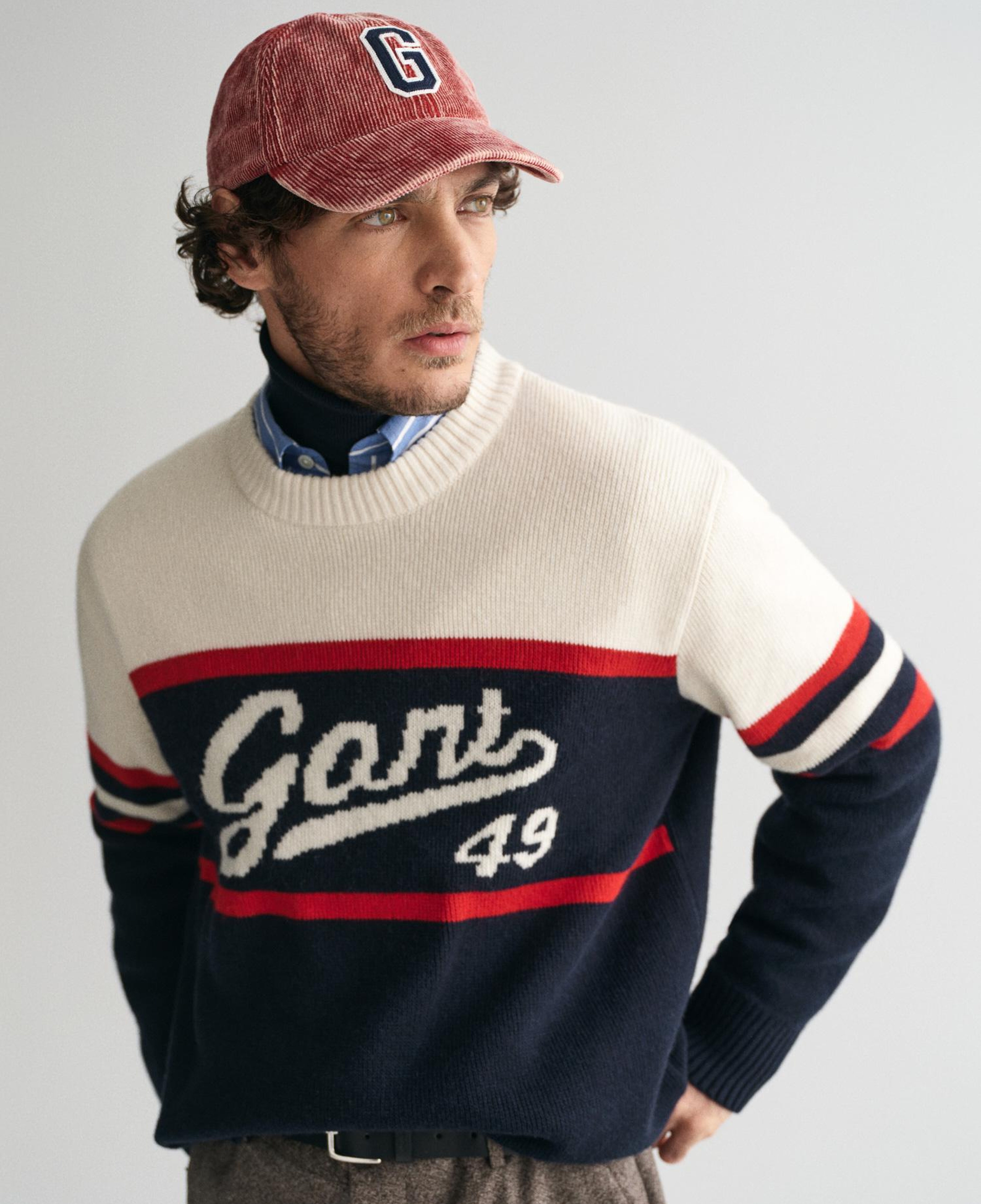 GANT Erkek Lacivert Relaxed Fit Bisiklet Yaka Logolu Kazak