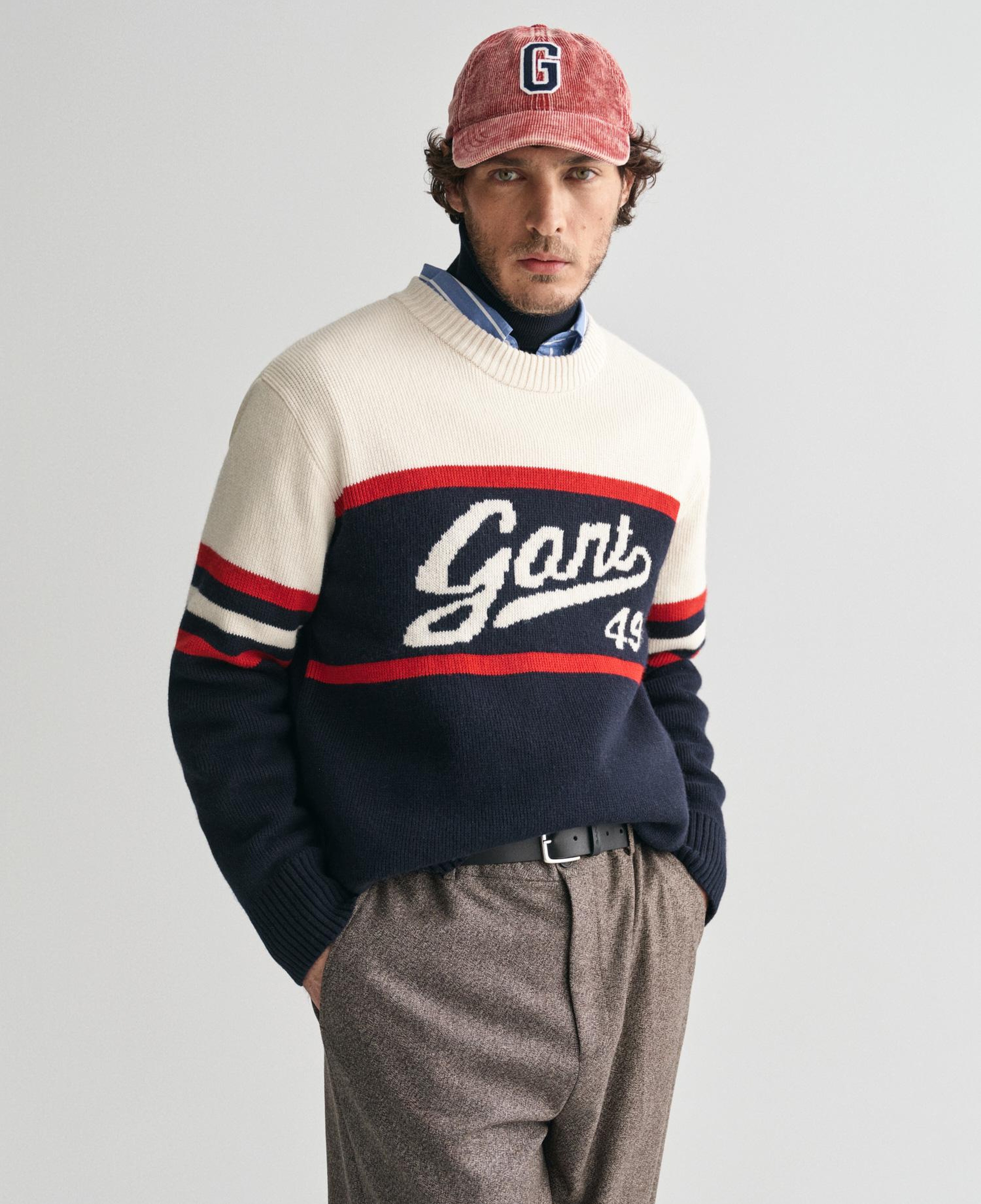 GANT Erkek Lacivert Relaxed Fit Bisiklet Yaka Logolu Kazak