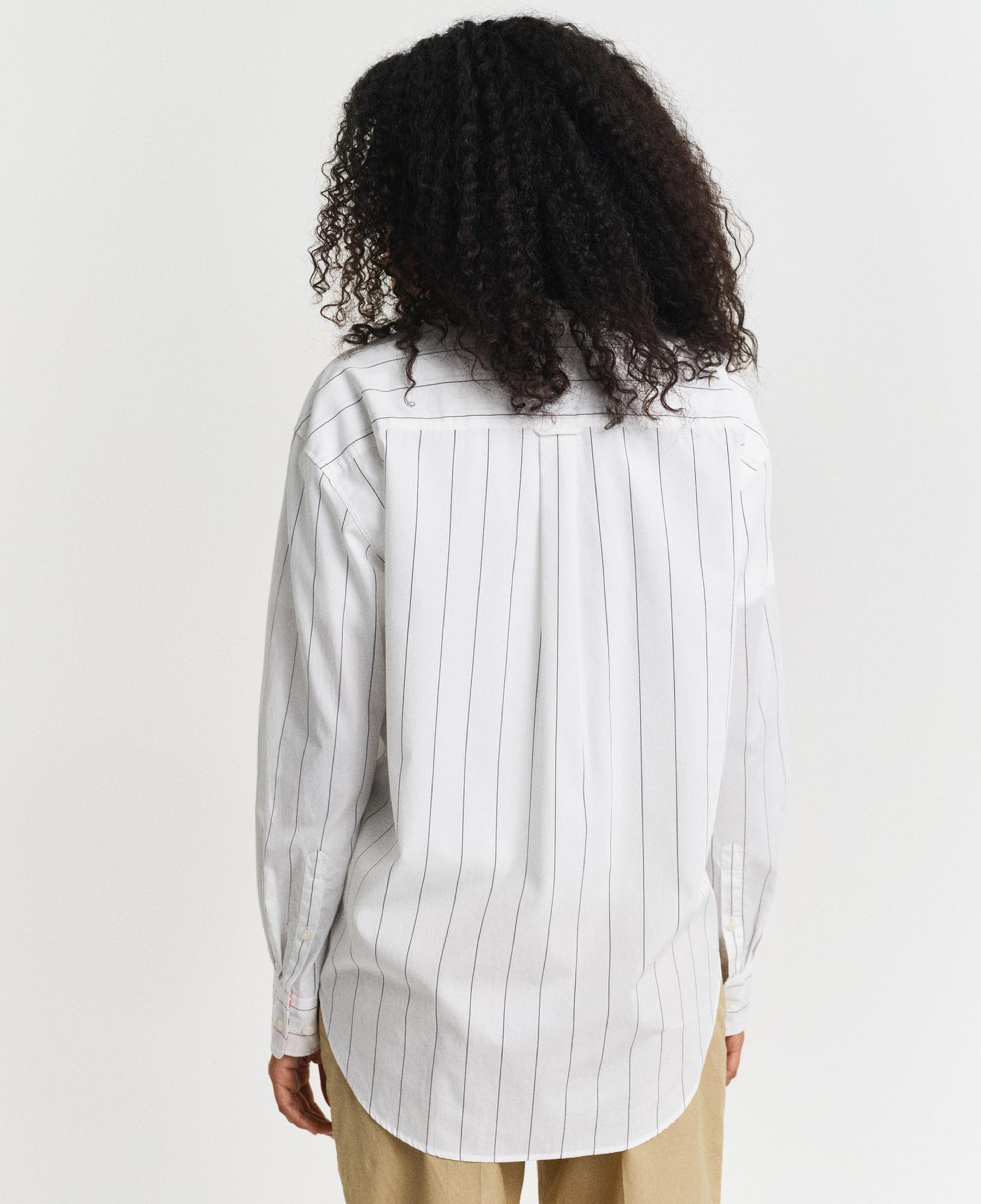 GANT Kadın Lacivert Relaxed Fit Klasik Yaka Çizgili Gömlek