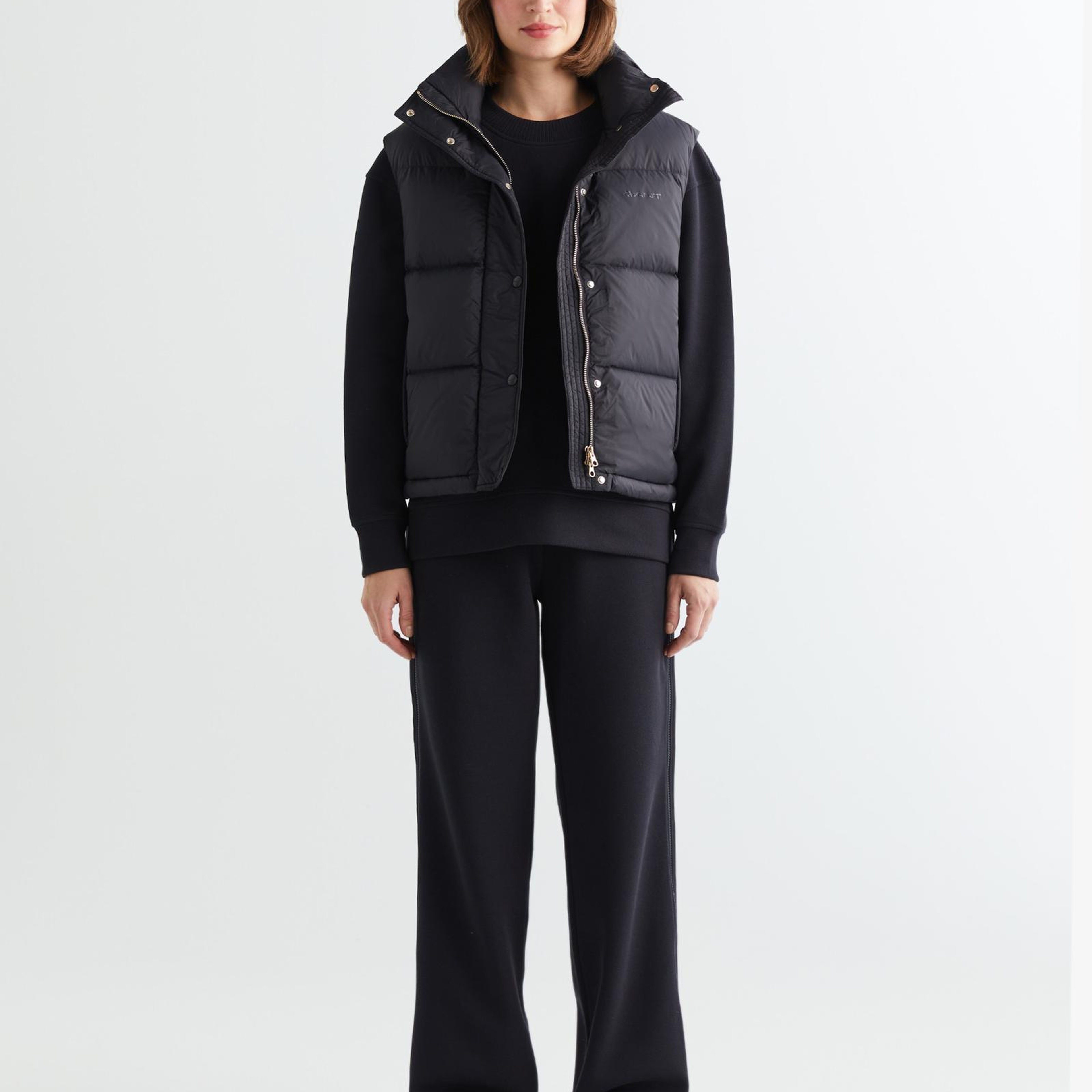 GANT Kadın Siyah Relaxed Fit Fermuarlı Logolu Yelek