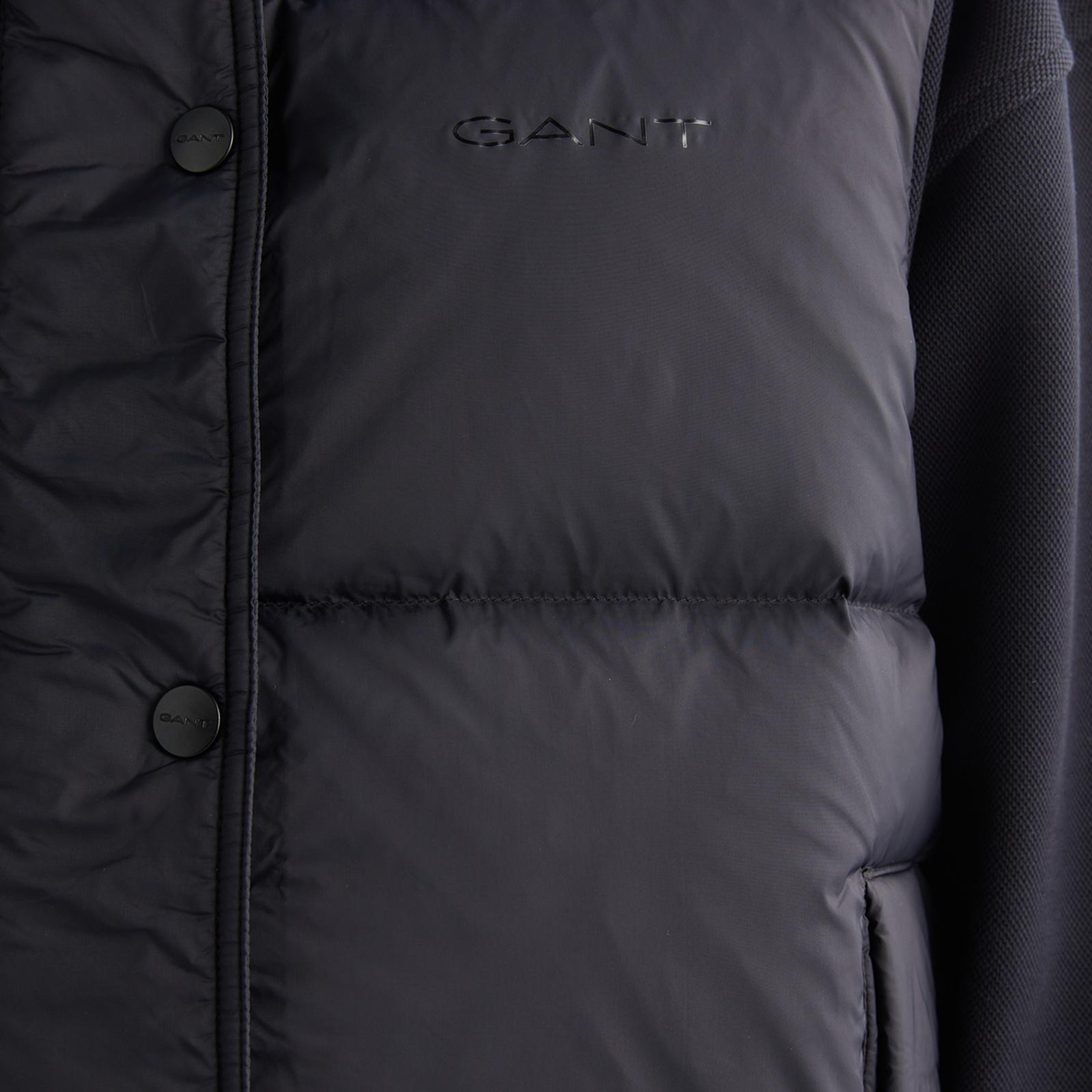 GANT Kadın Siyah Relaxed Fit Fermuarlı Logolu Yelek