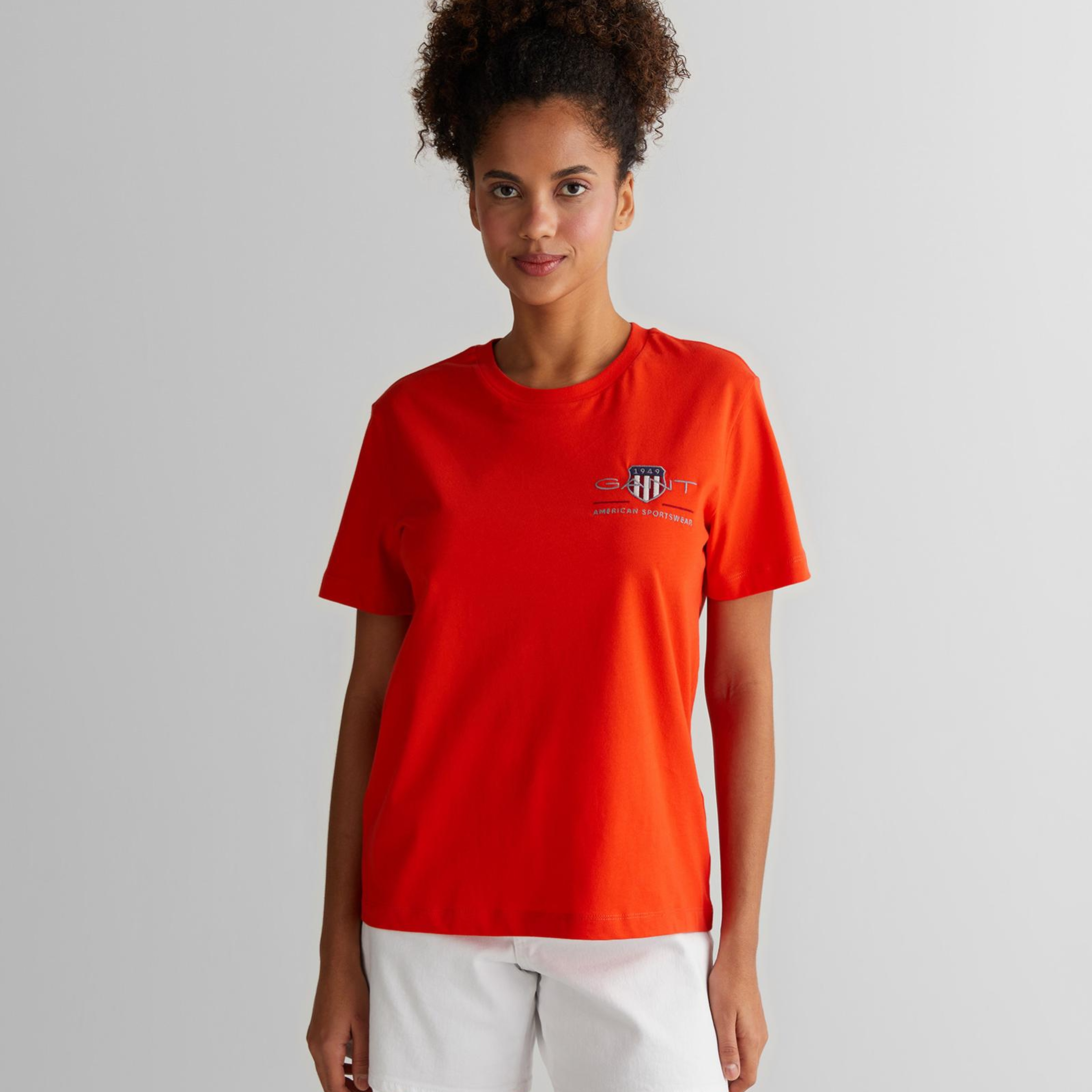 GANT Kadın Turuncu Regular Fit Bisiklet Yaka Logolu T-Shirt