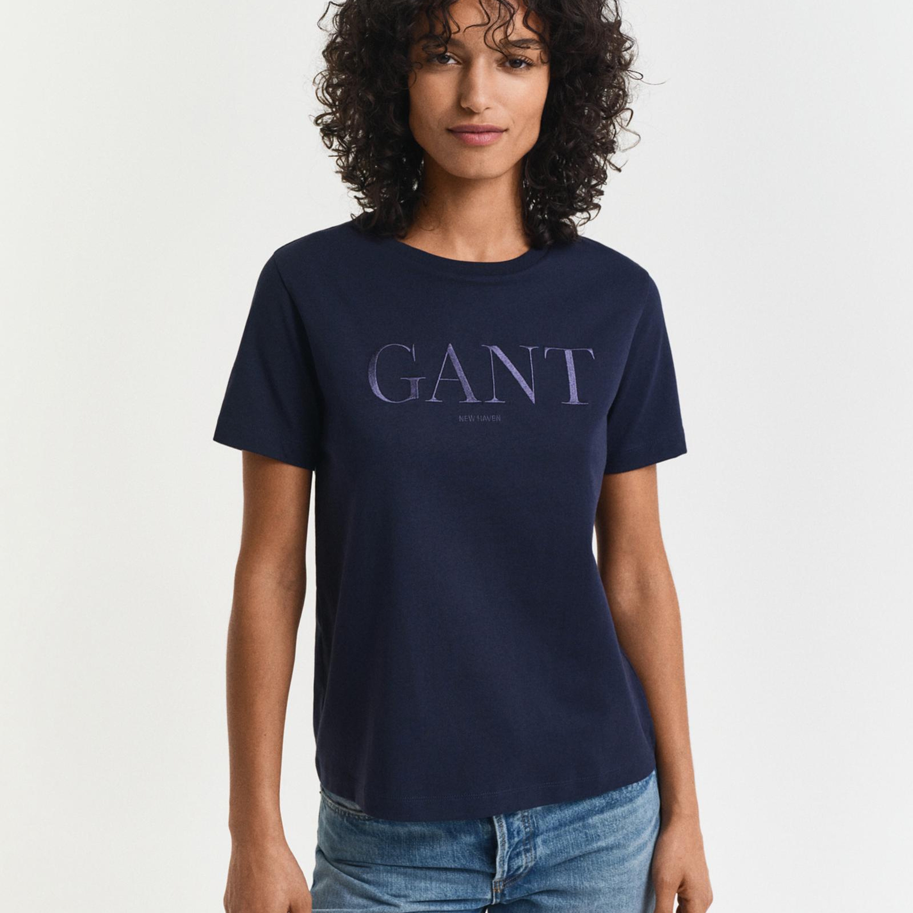 GANT Kadın Lacivert Bisiklet Yaka Regular Fit T-Shirt