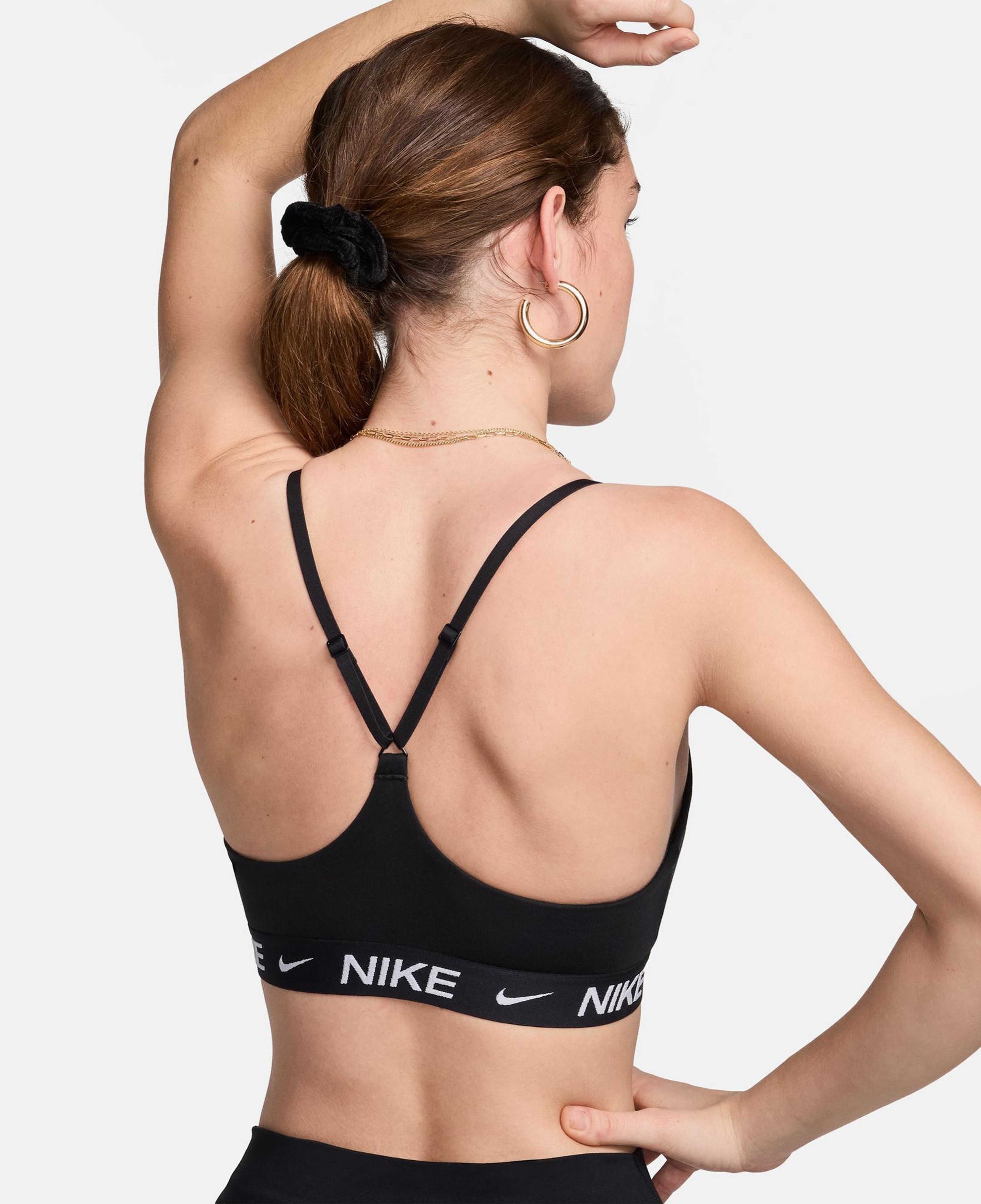 Nike Dri-Fit Indy Hafif Destekli Kadın Siyah Bra