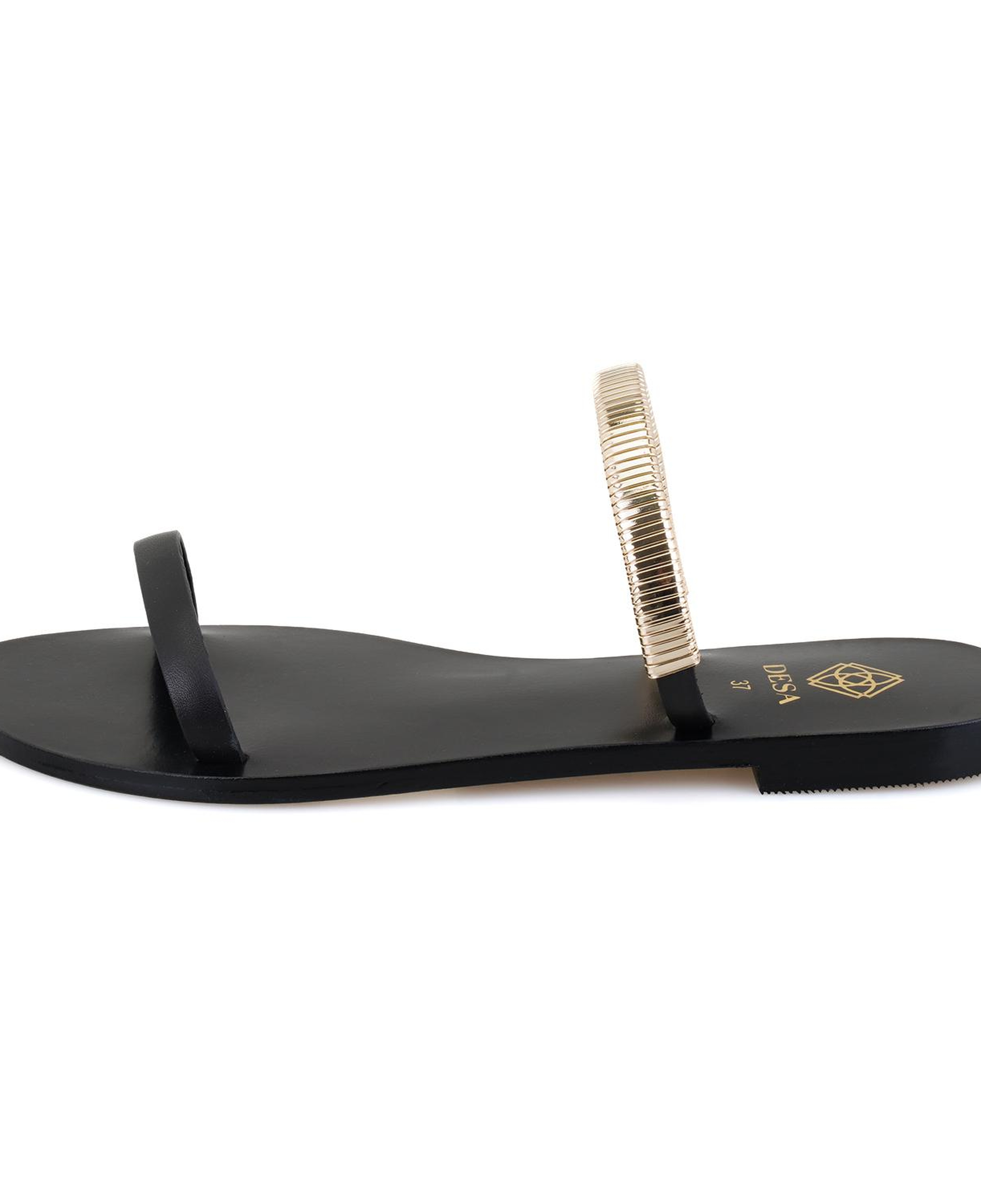 Kadın Siyah Parlak Aksesuarlı Deri Terlik