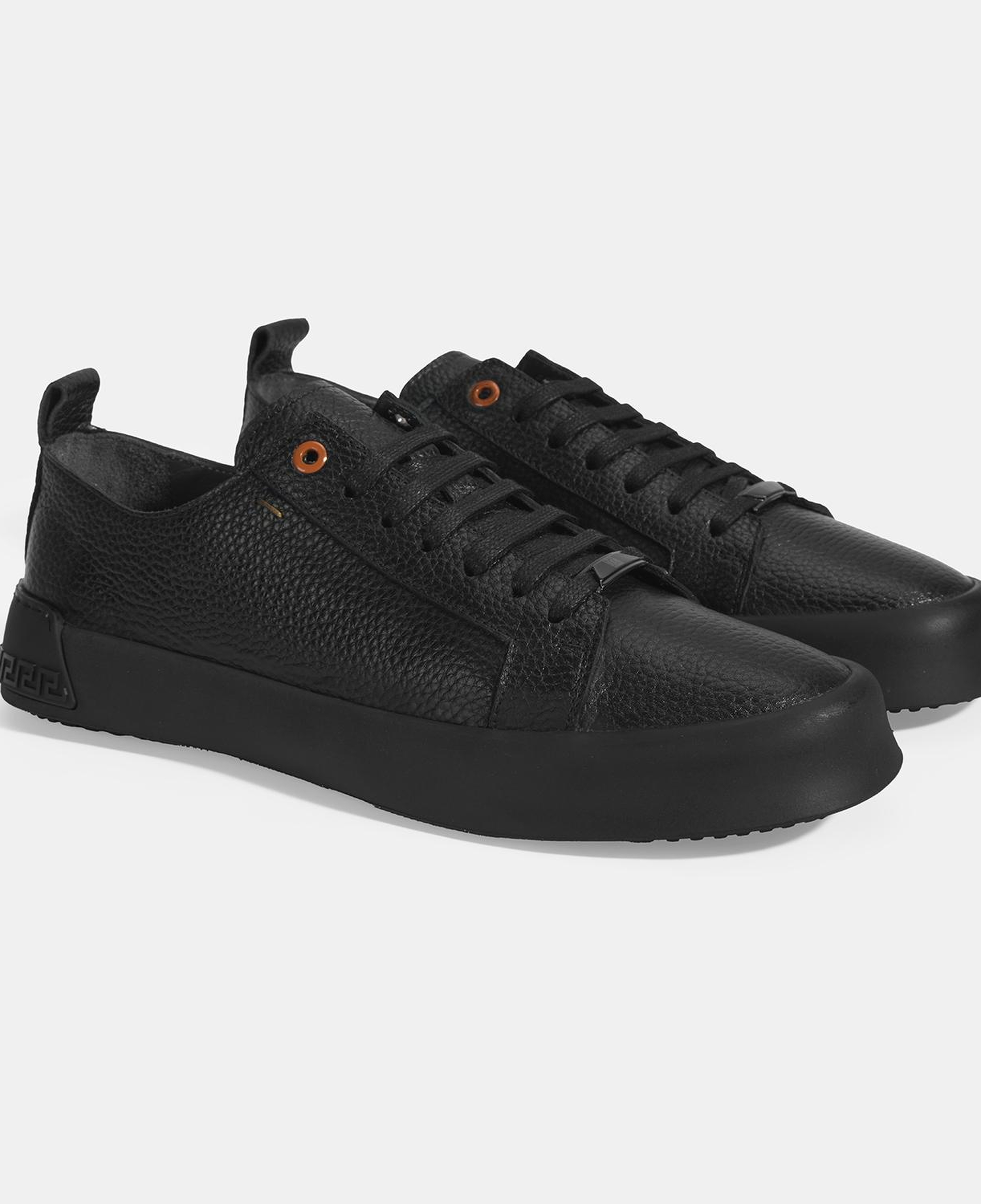 Erkek Siyah Bağcıklı Deri Spor Ayakkabı