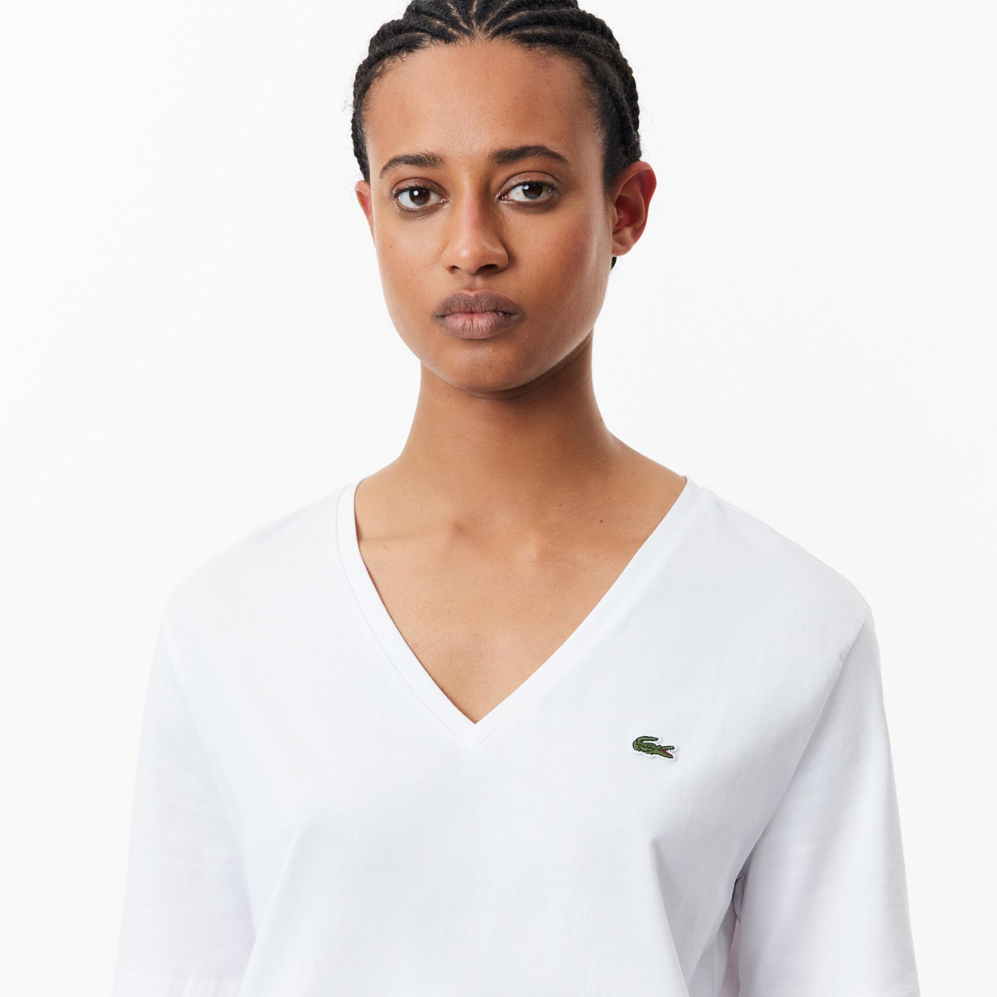 Lacoste Kadın Relaxed Fit V Yaka Beyaz T-Shirt