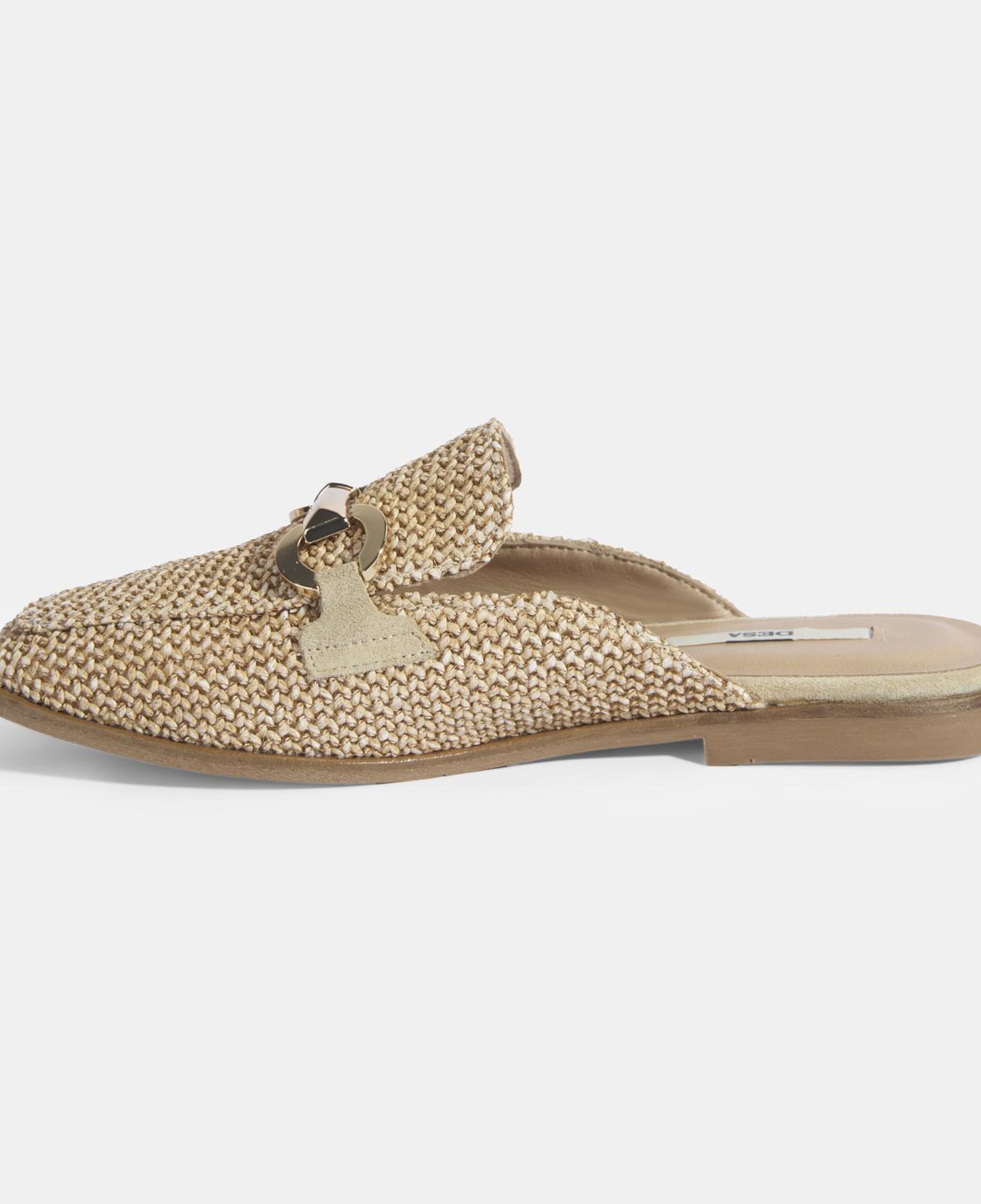 Kadın Bej Metal Aksesuarlı Hasır Terlik