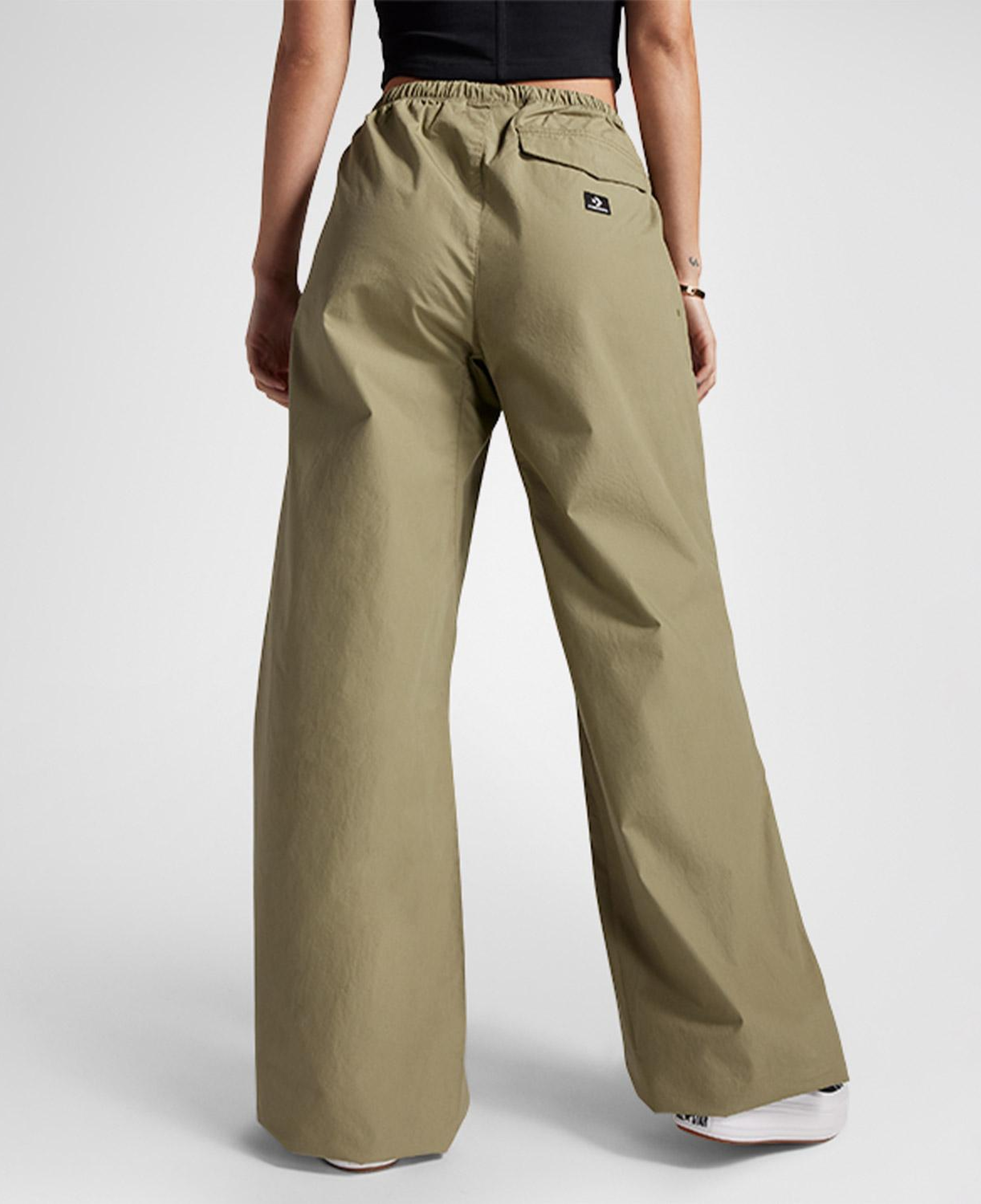 Converse Kadın Haki Paraşüt Pantolon