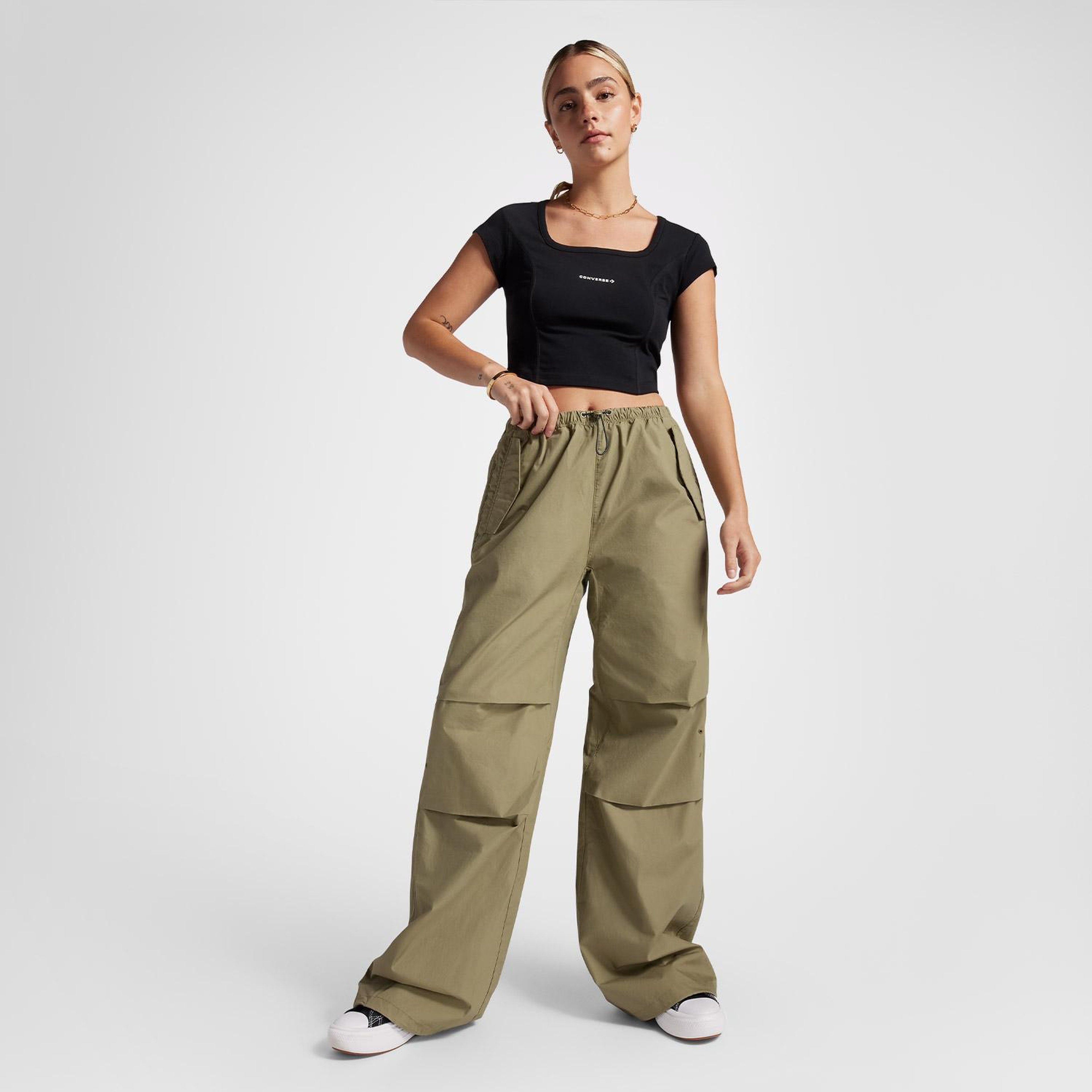 Converse Kadın Haki Paraşüt Pantolon