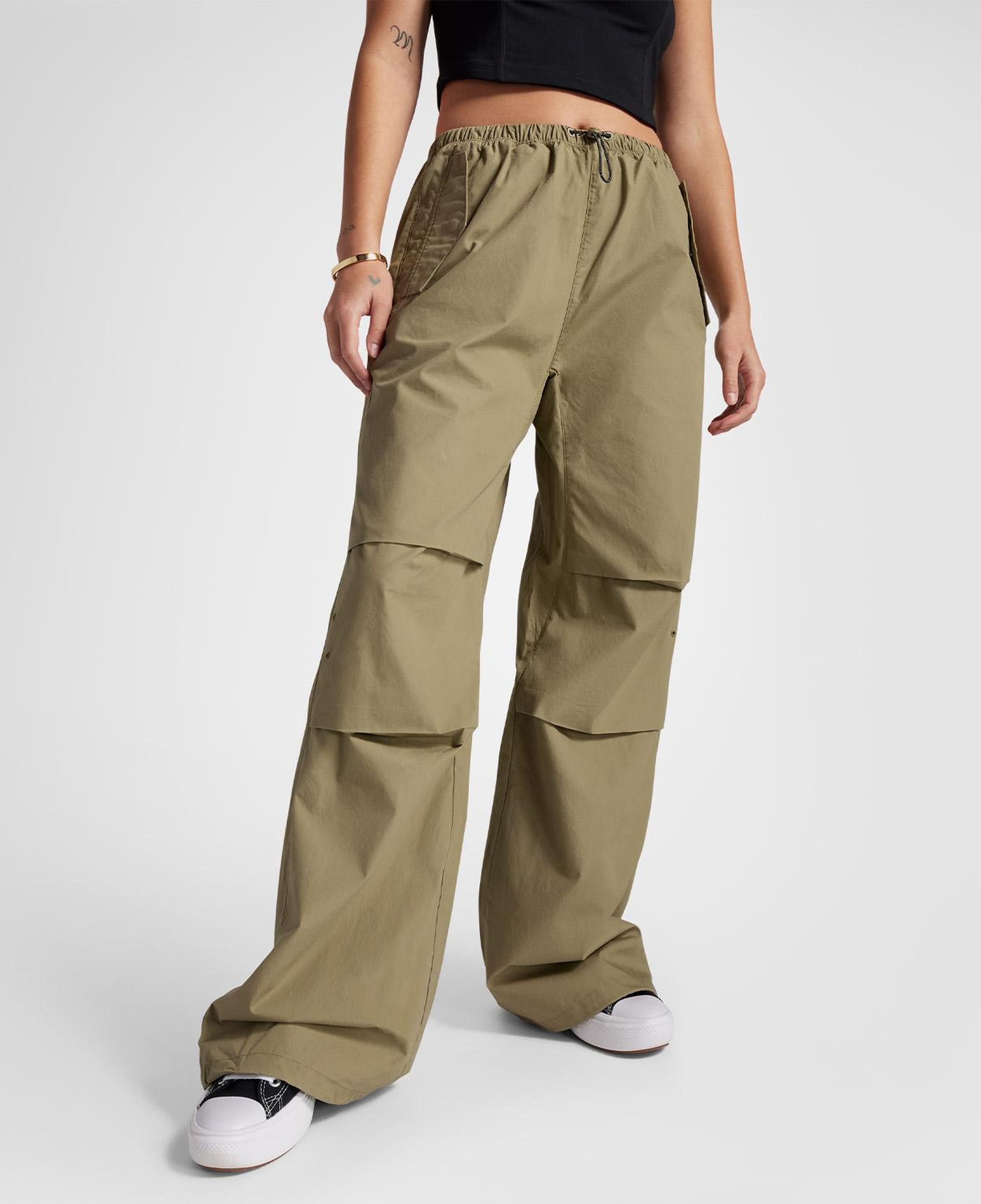 Converse Kadın Haki Paraşüt Pantolon