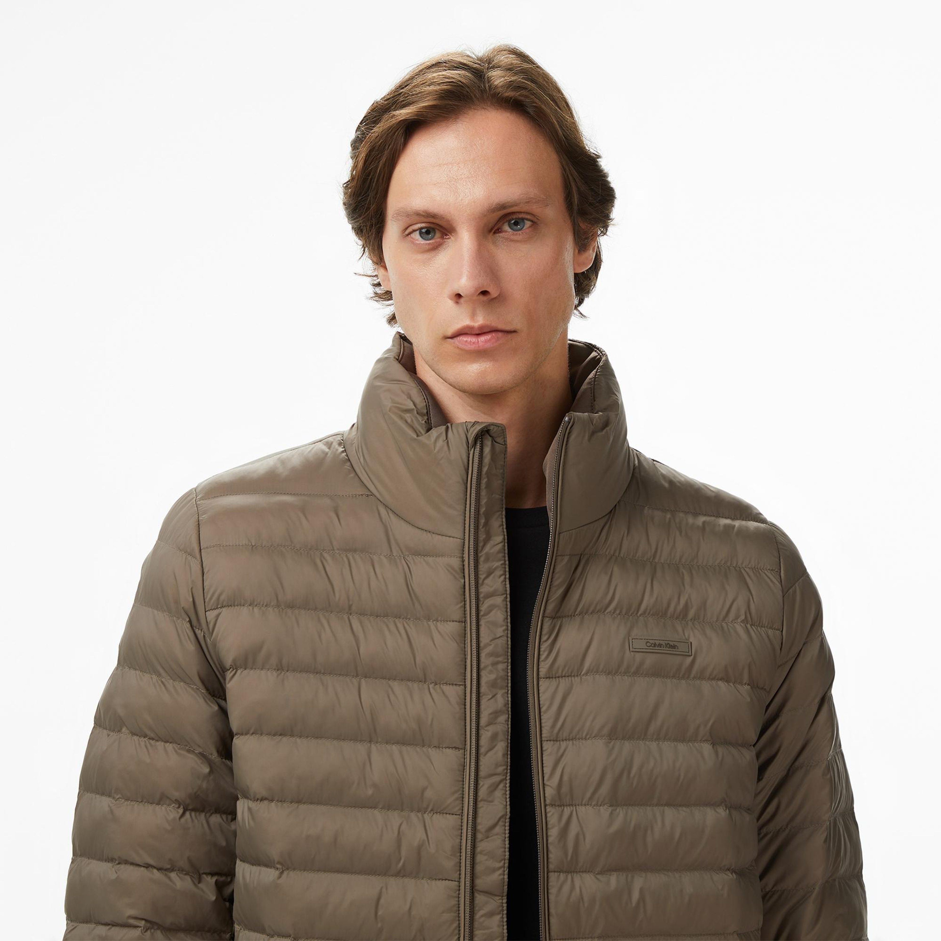 Calvin Klein Nylon Channeled Puffer Erkek Haki Mont