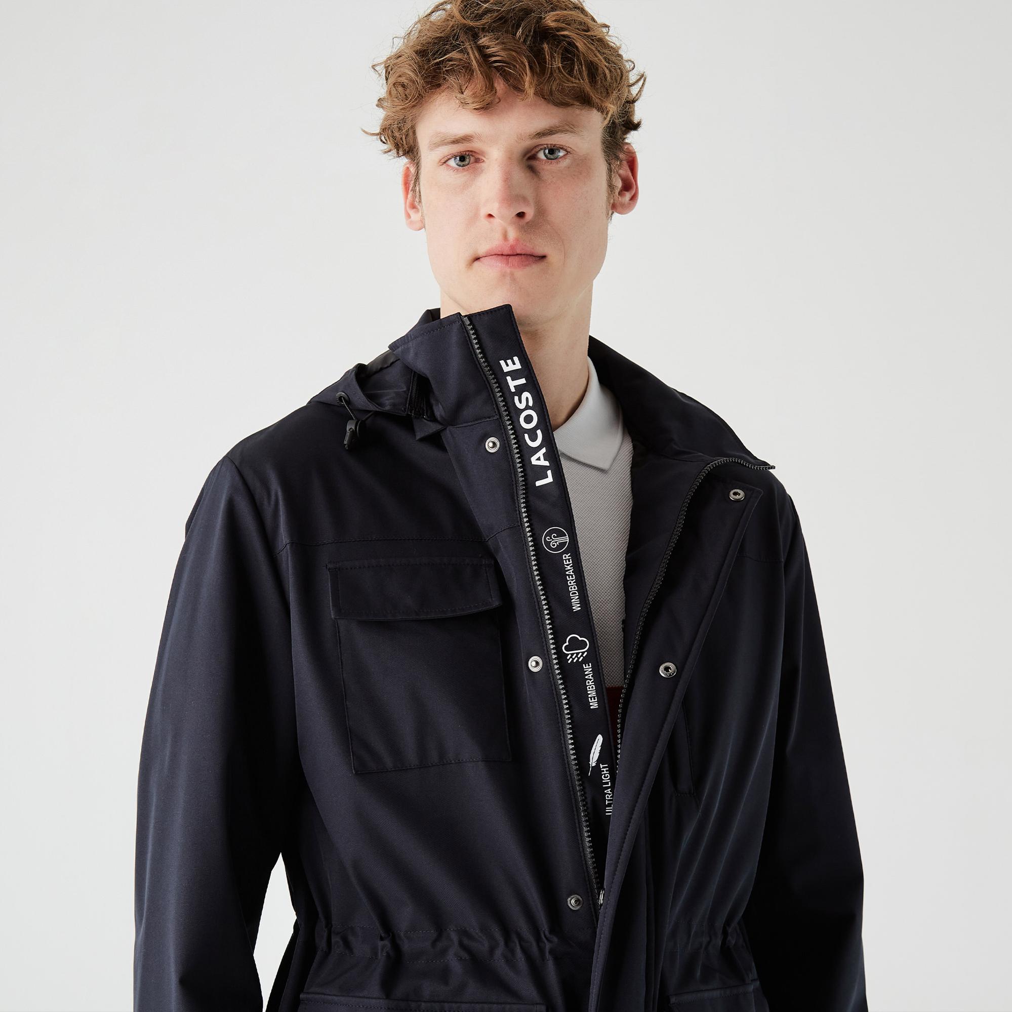 Lacoste Erkek Regular Fit Kapüşonlu Baskılı Lacivert Yağmurluk