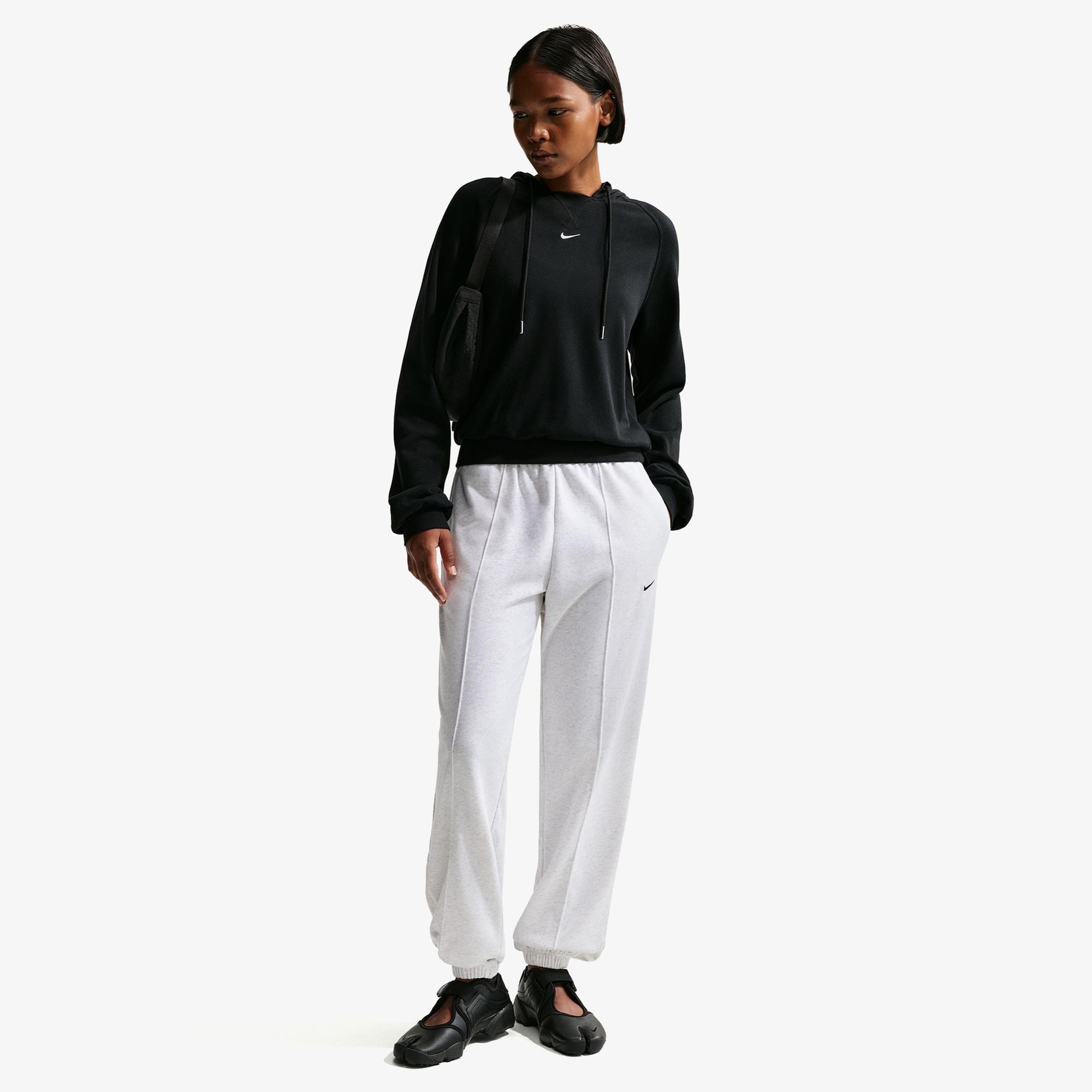 Nike Sportswear Chill Terry Kadın Siyah Sweatshirt