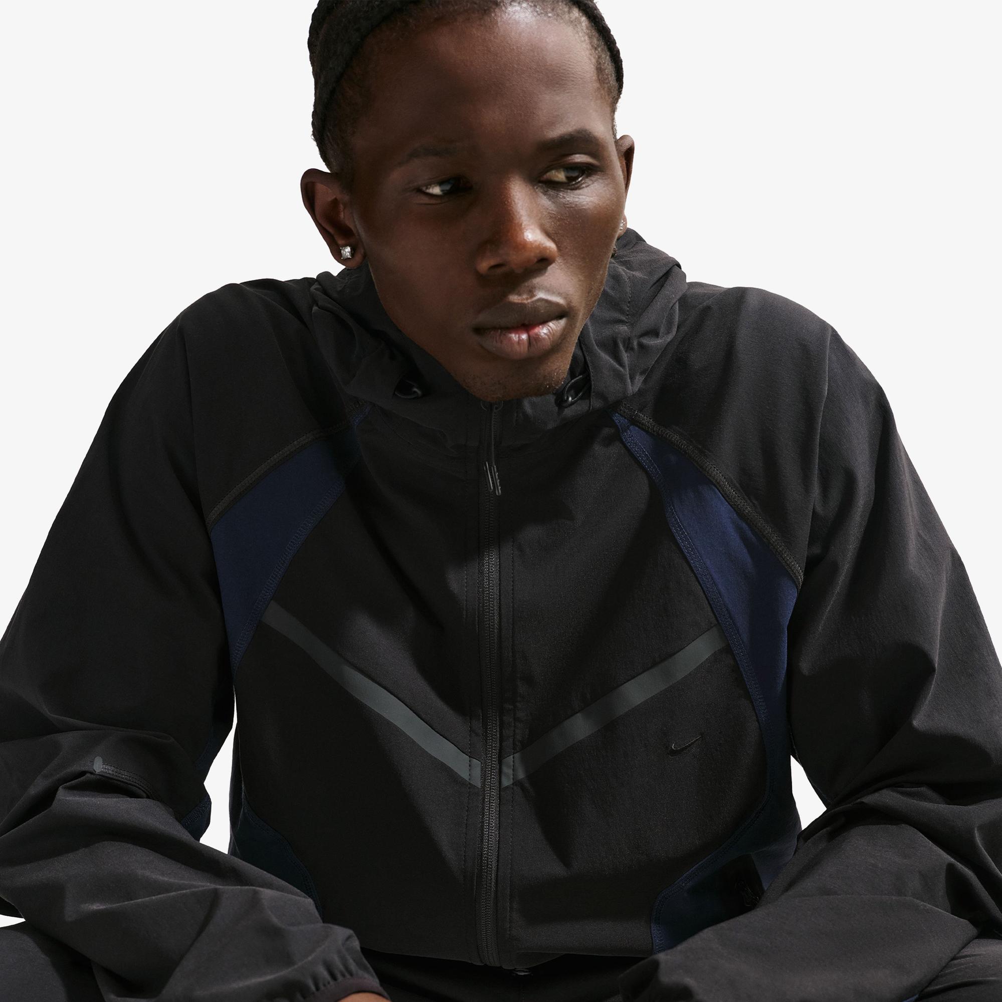 Nike Dri-Fit Tech Erkek Siyah Ceket