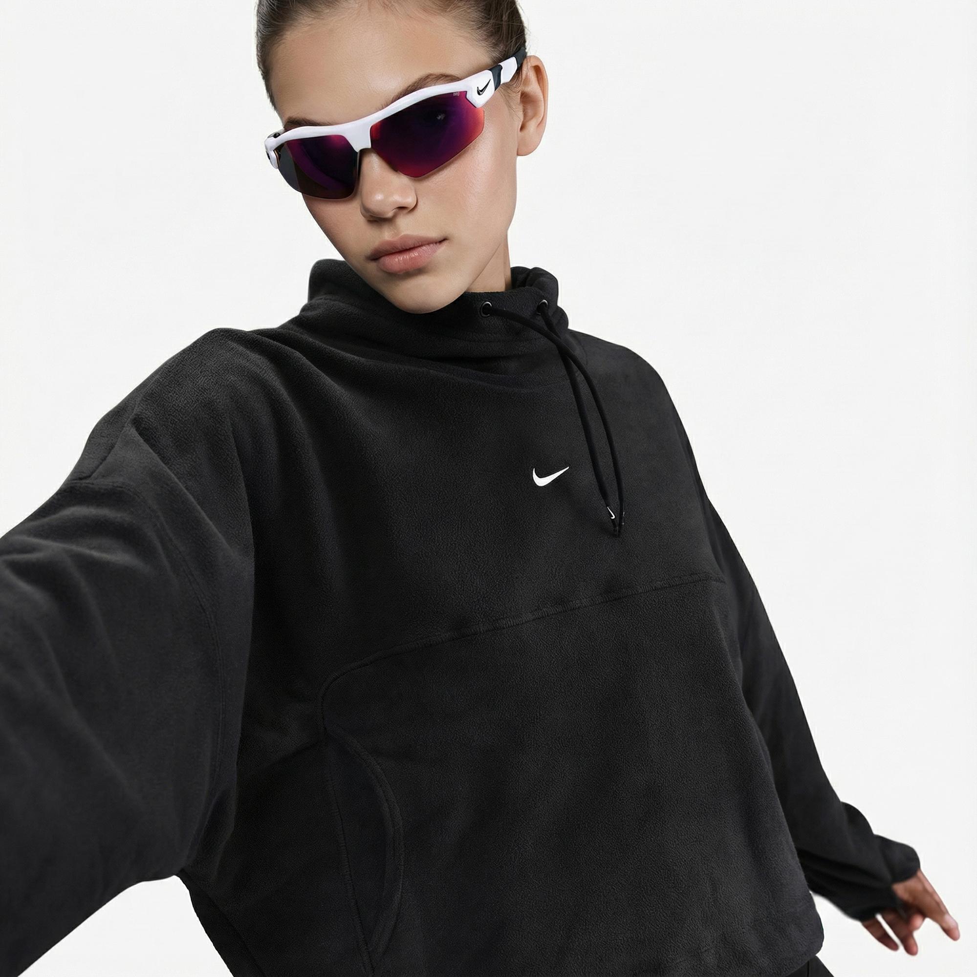 Nike One Therma-Fit Polar Kadın Siyah Kapüşonlu Hoodie