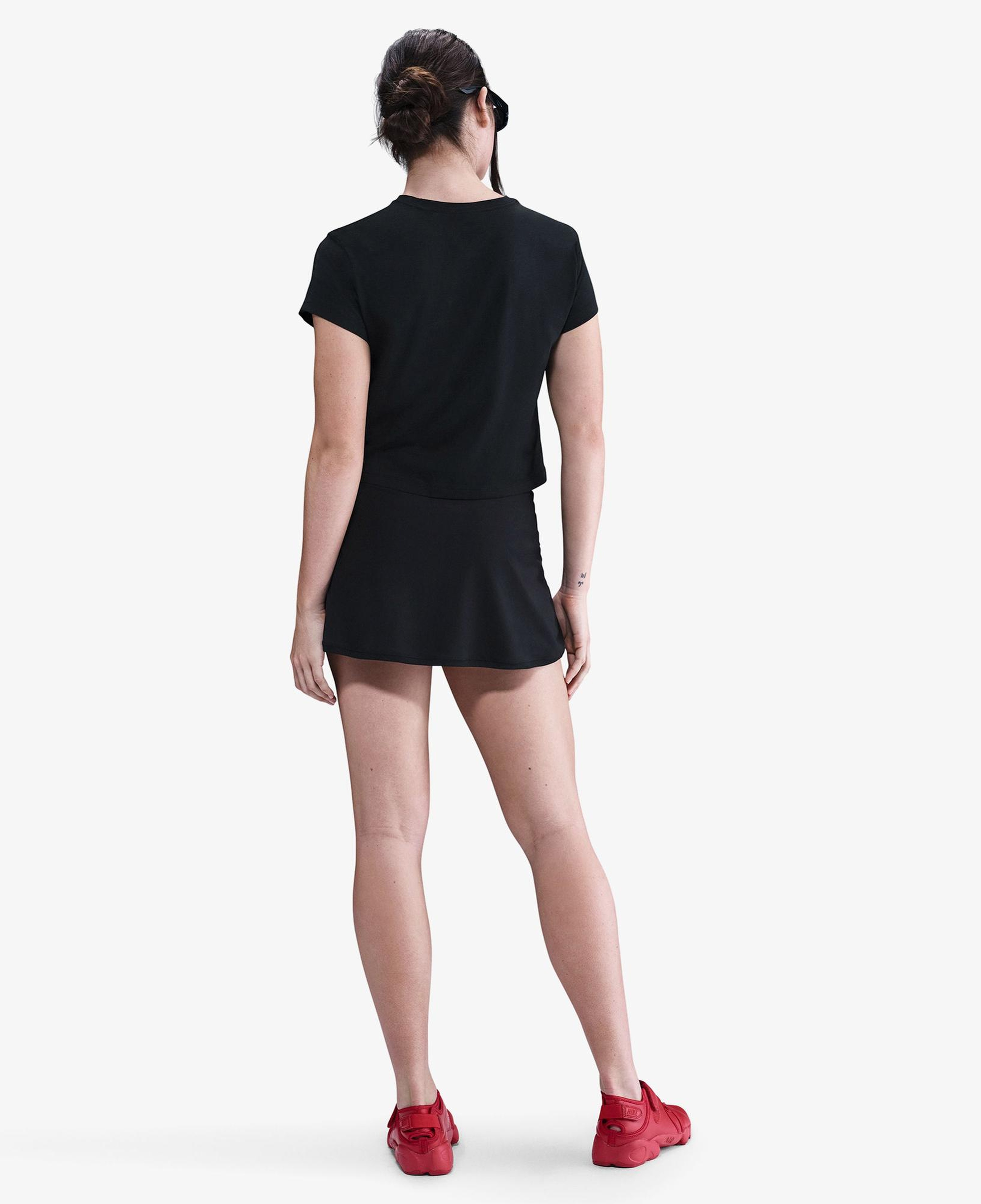 Nike Sportswear Club Kadın Siyah T-Shirt