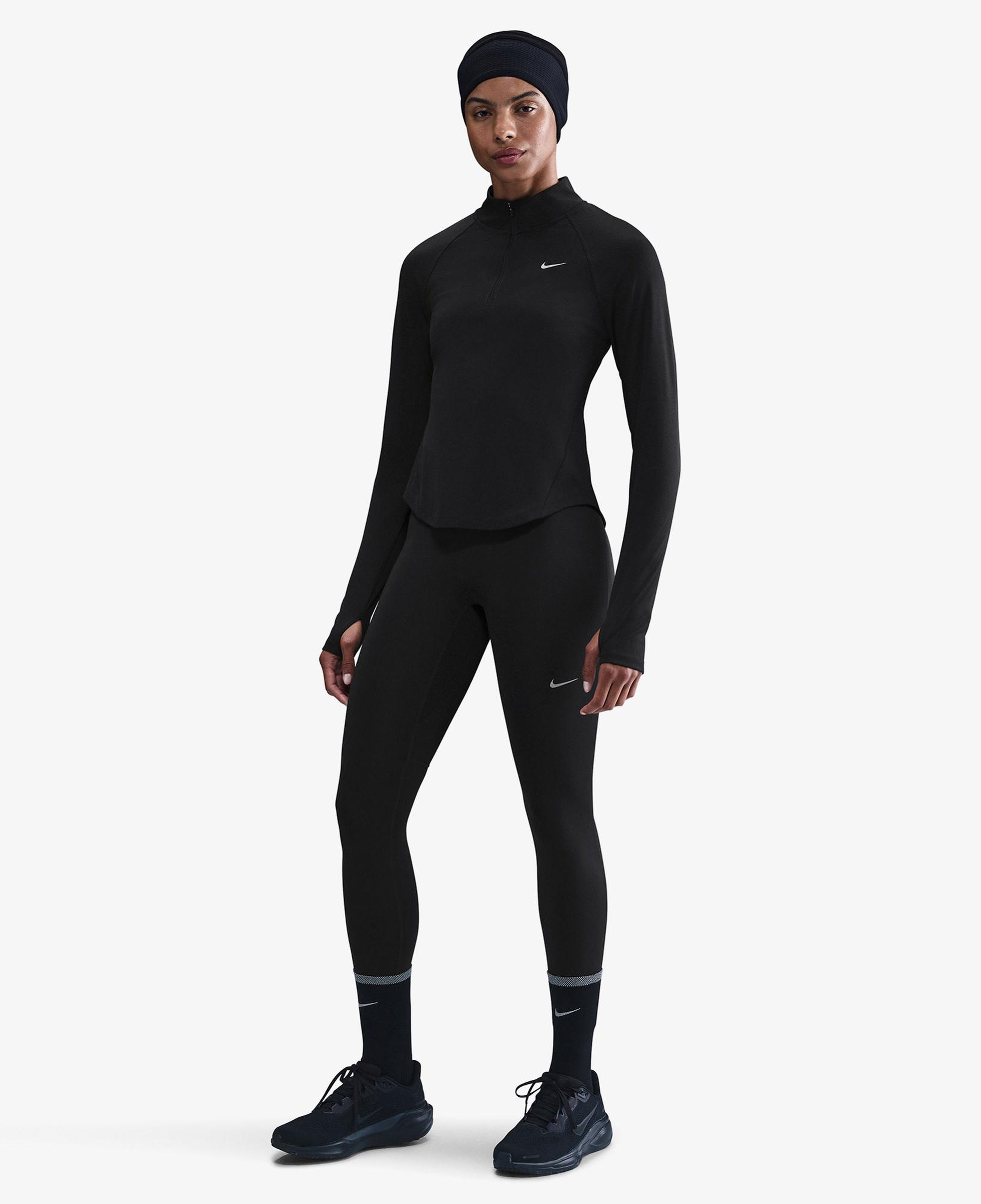 Nike Dri-Fit Tempo Swoosh Run Kadın Siyah T-Shirt